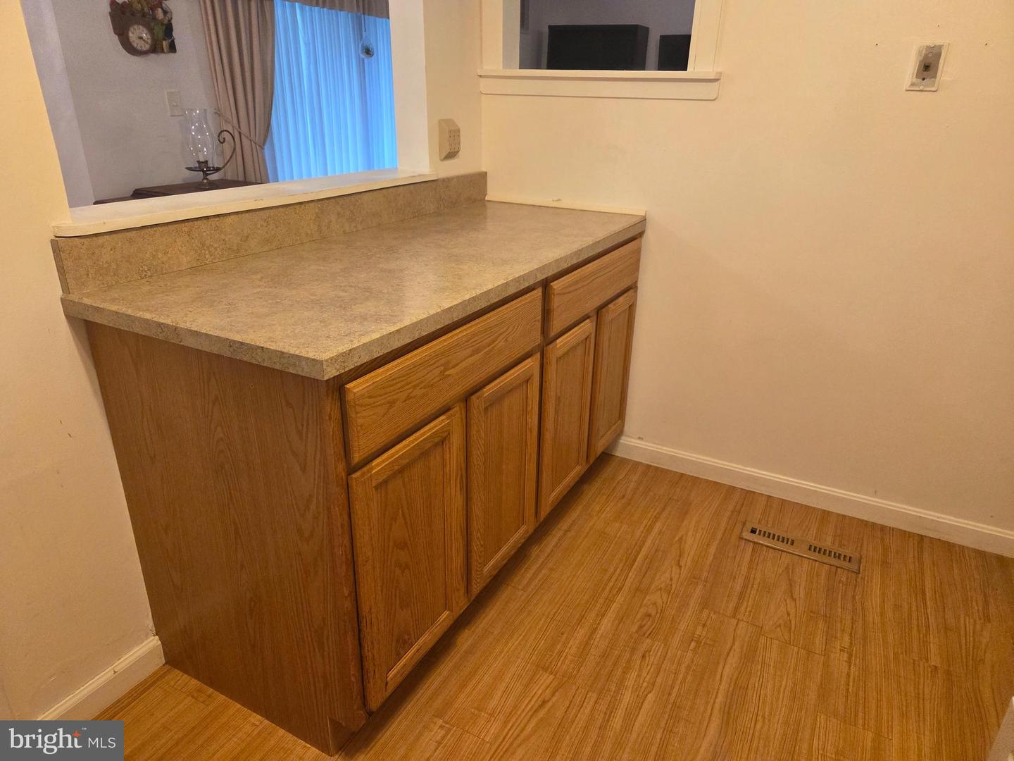 220-a Crocker Dr #220-a Property Photo 14