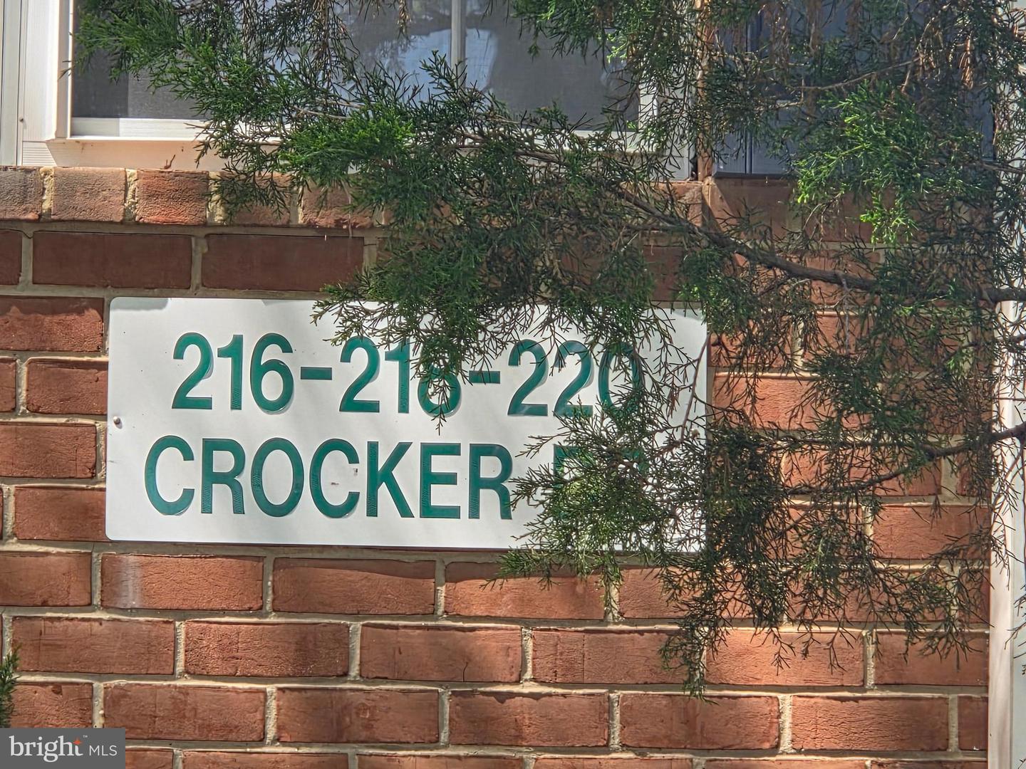220-a Crocker Dr #220-a Property Photo 40
