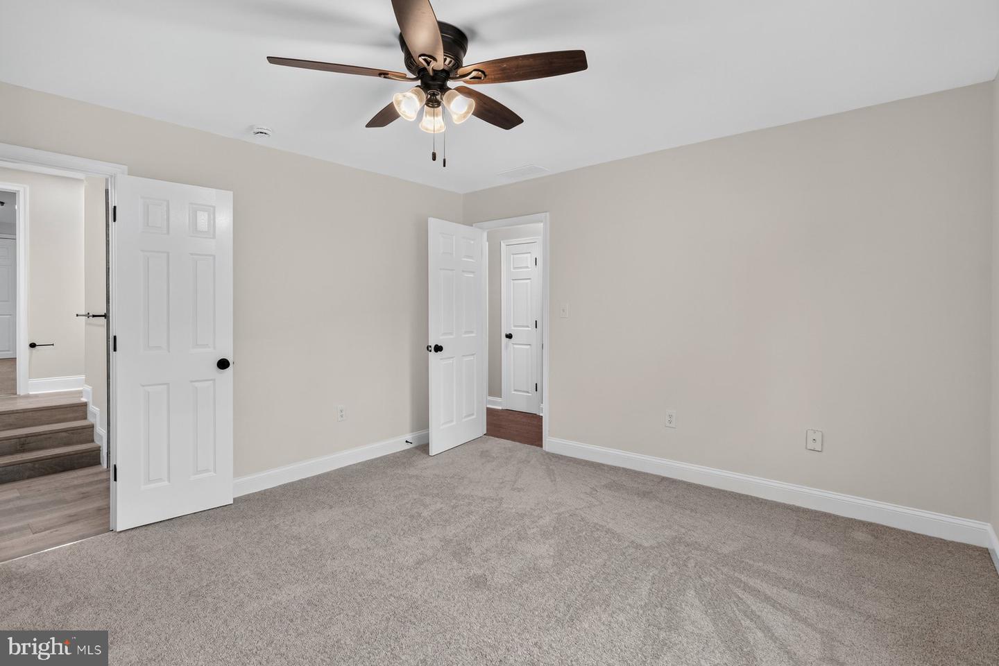705 Singer Rd Property Photo 32