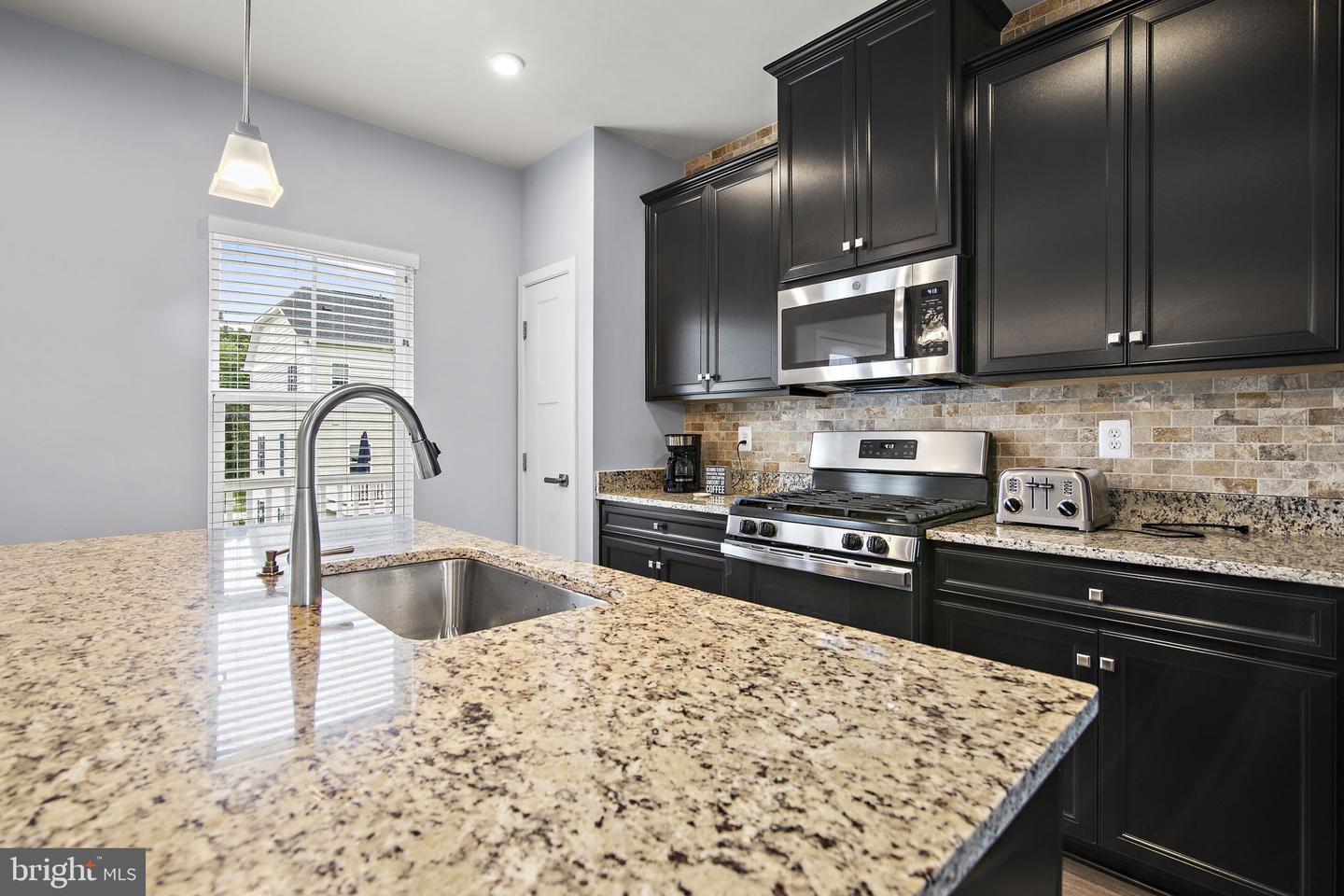 2528 Schooner Way Property Photo 4