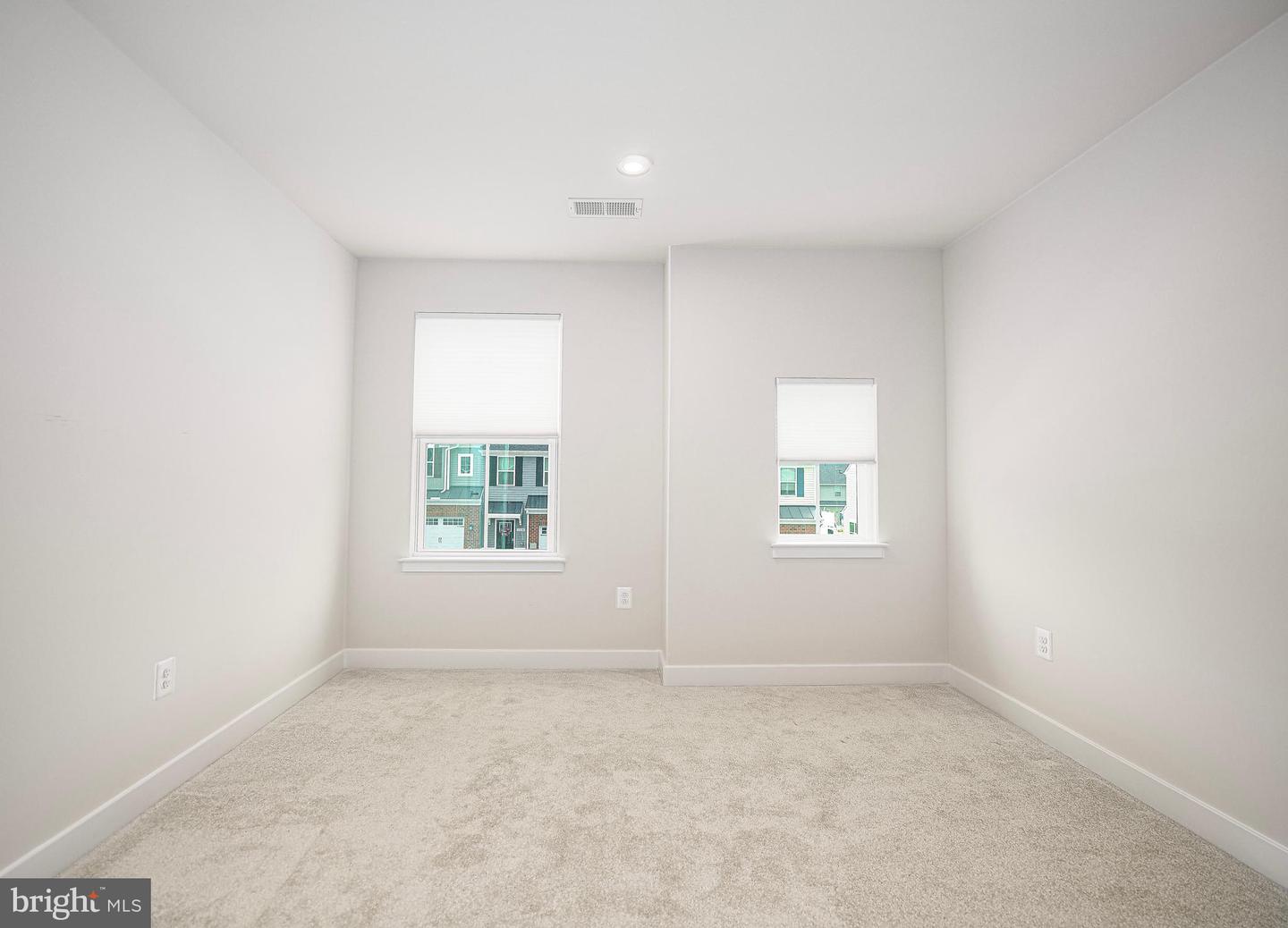 2527 Chessie Way Property Photo 24