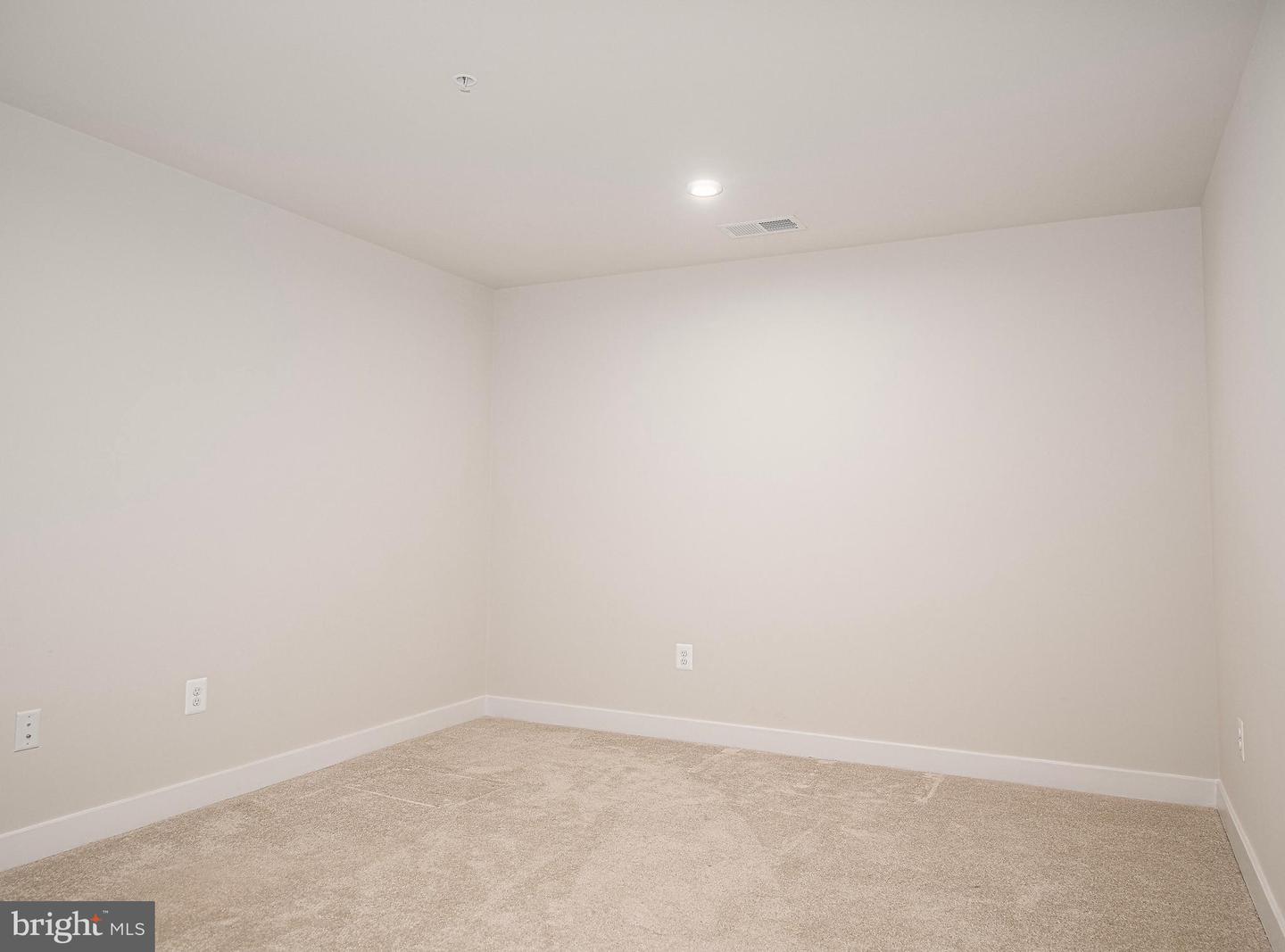 2527 Chessie Way Property Photo 30