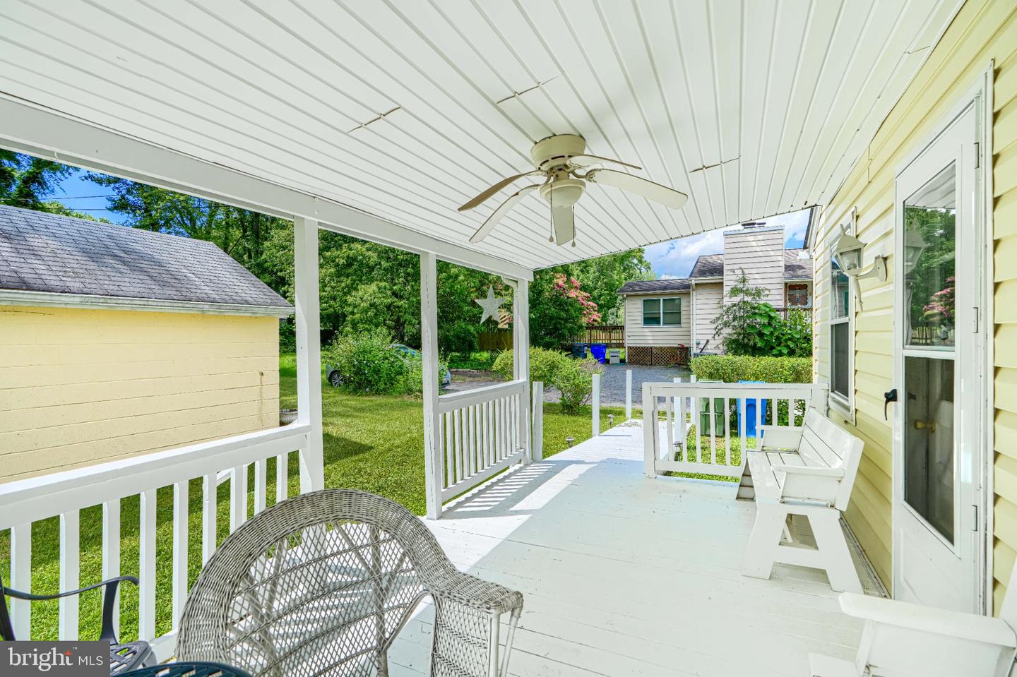 206 Oak St Property Photo 1