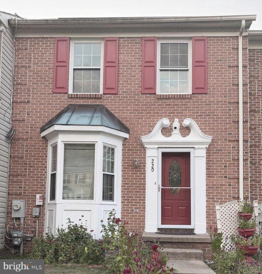 220 Ferring Ct Property Photo 1