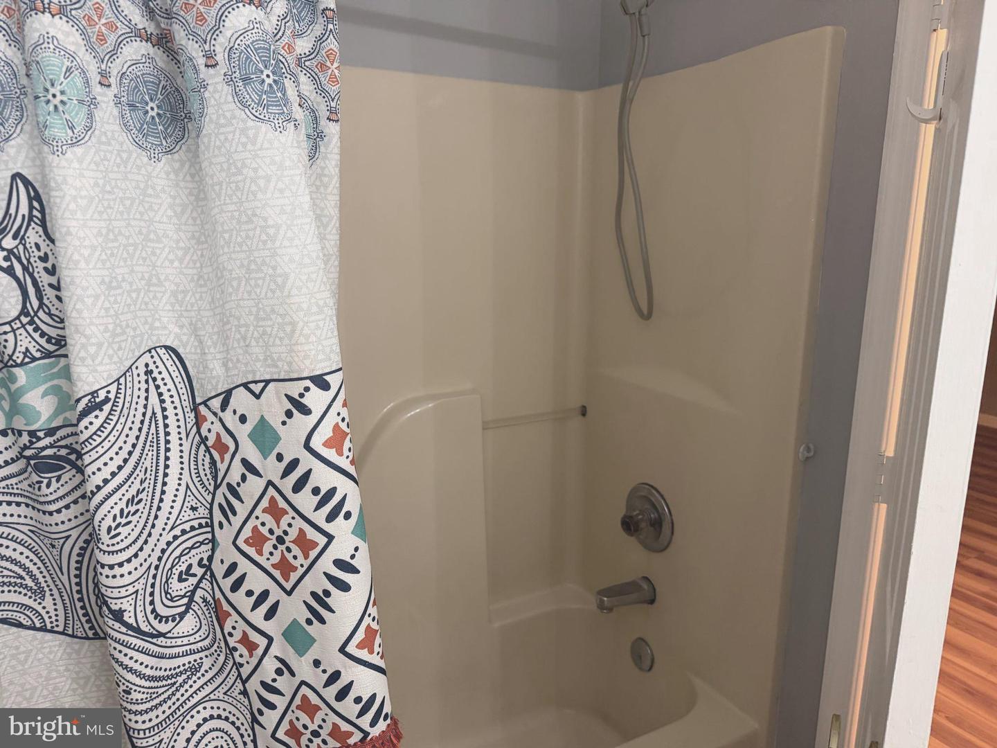 220 Ferring Ct Property Photo 29