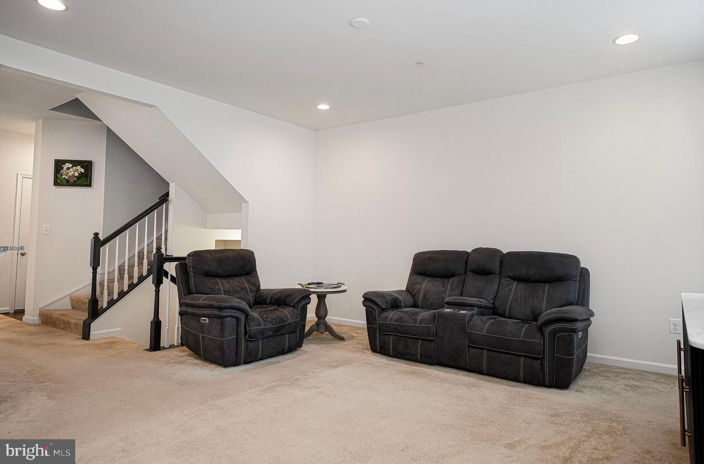1259 Colonnade Ln Property Photo 28