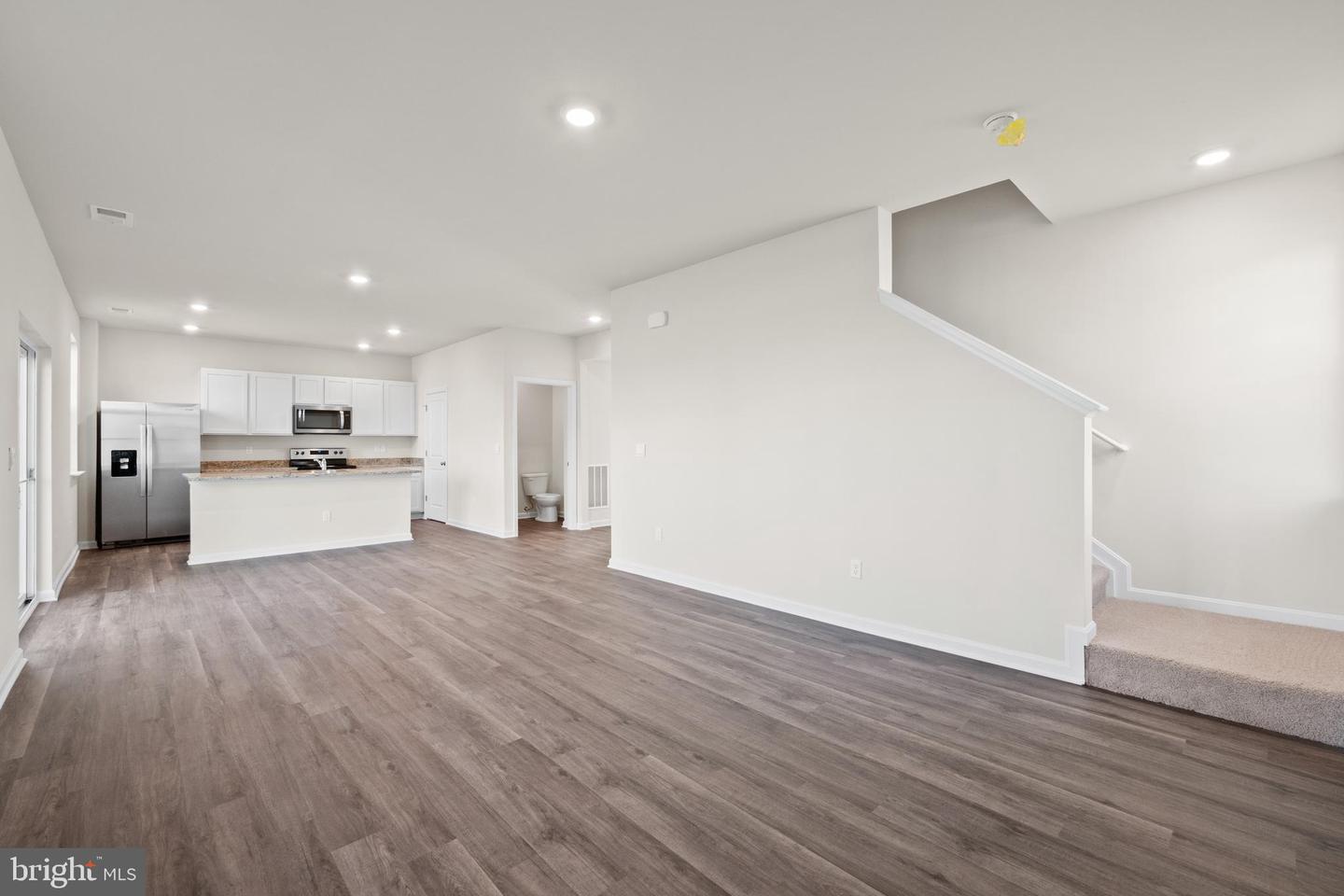 811 Spikeresh Way Property Photo 11