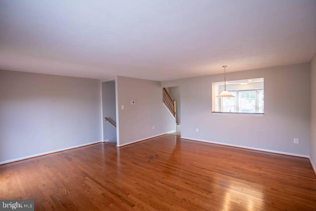 344 Honey Locust Ct Property Photo 9