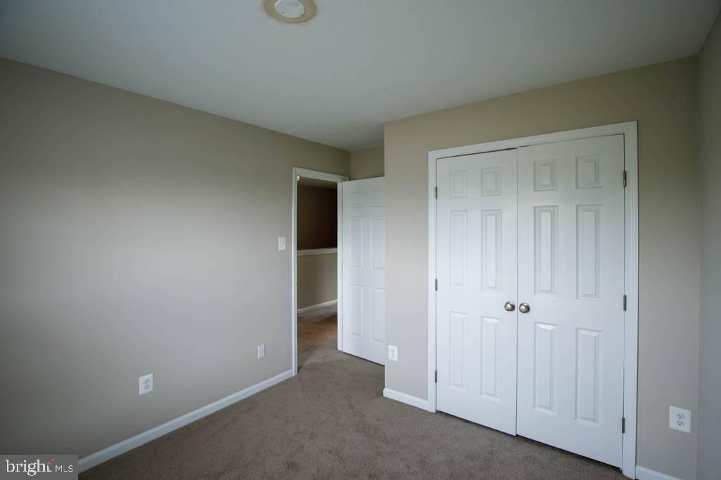 344 Honey Locust Ct Property Photo 14