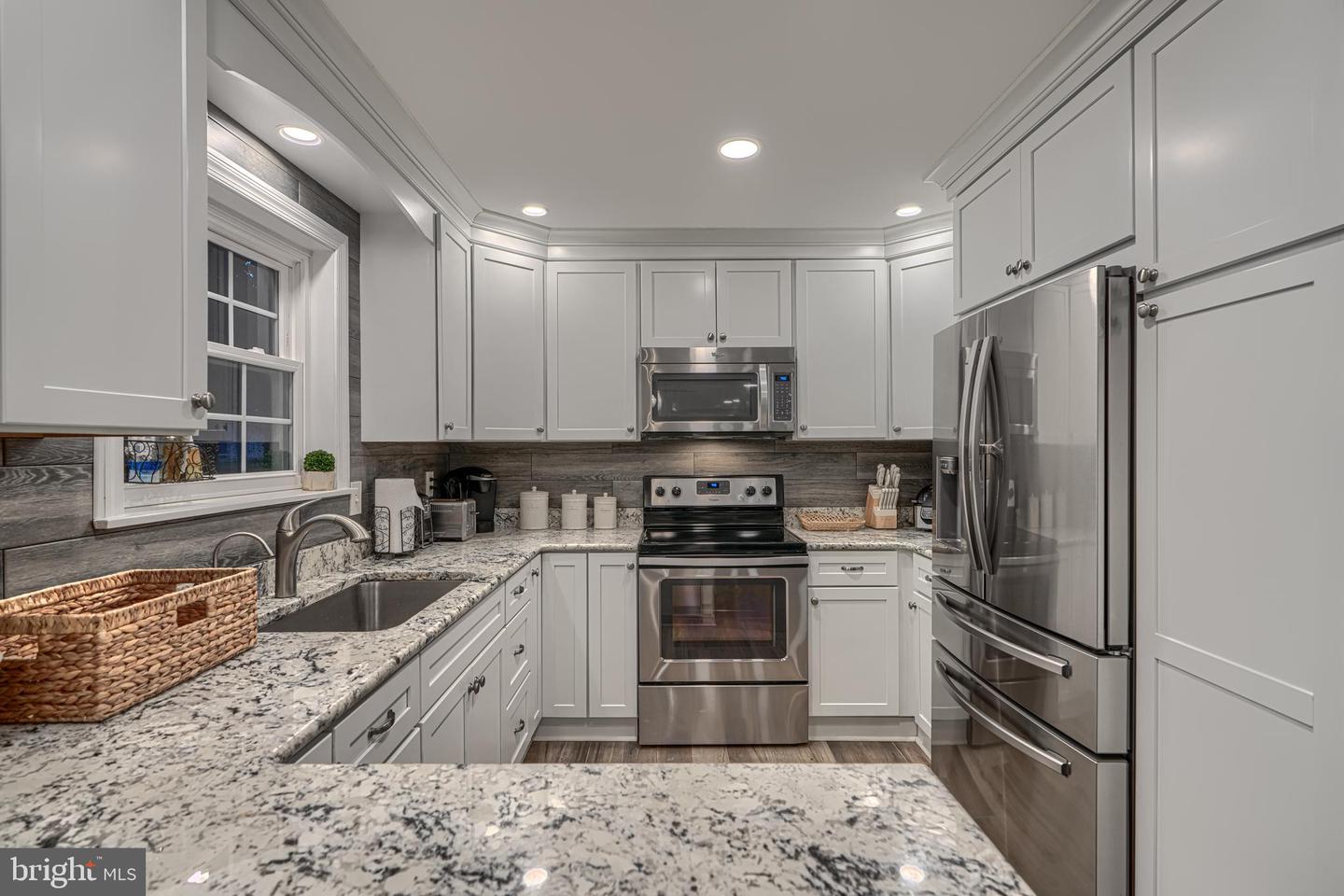 500 Stonehue Ct Property Photo 16