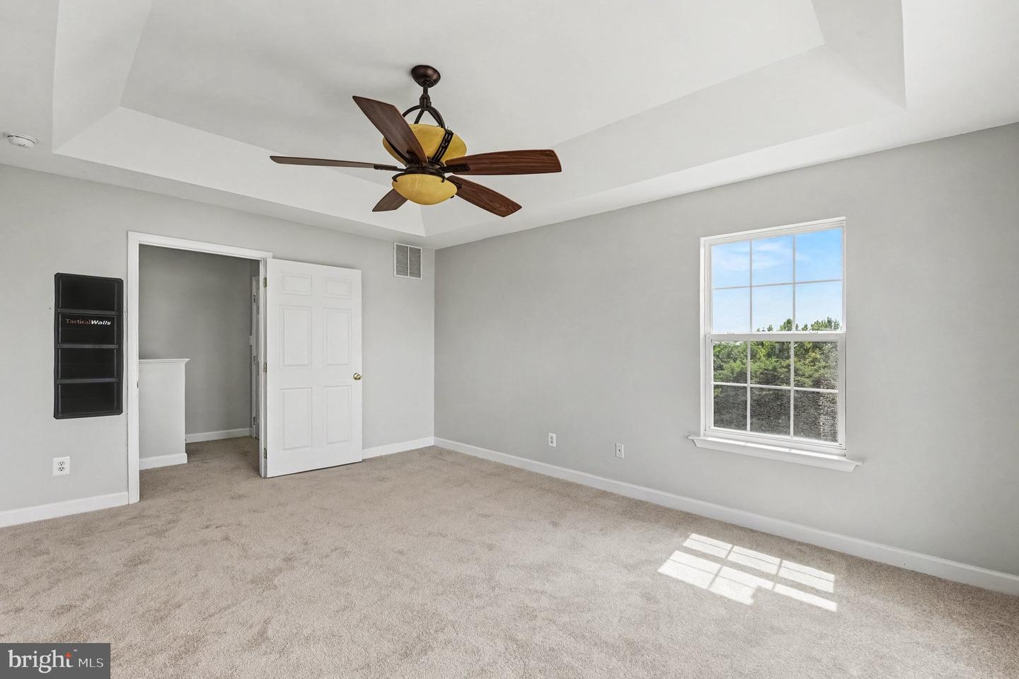 100 Mohegan Dr #c Property Photo 13