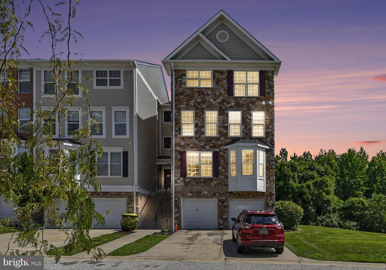 100 Mohegan Dr #c Property Photo 25
