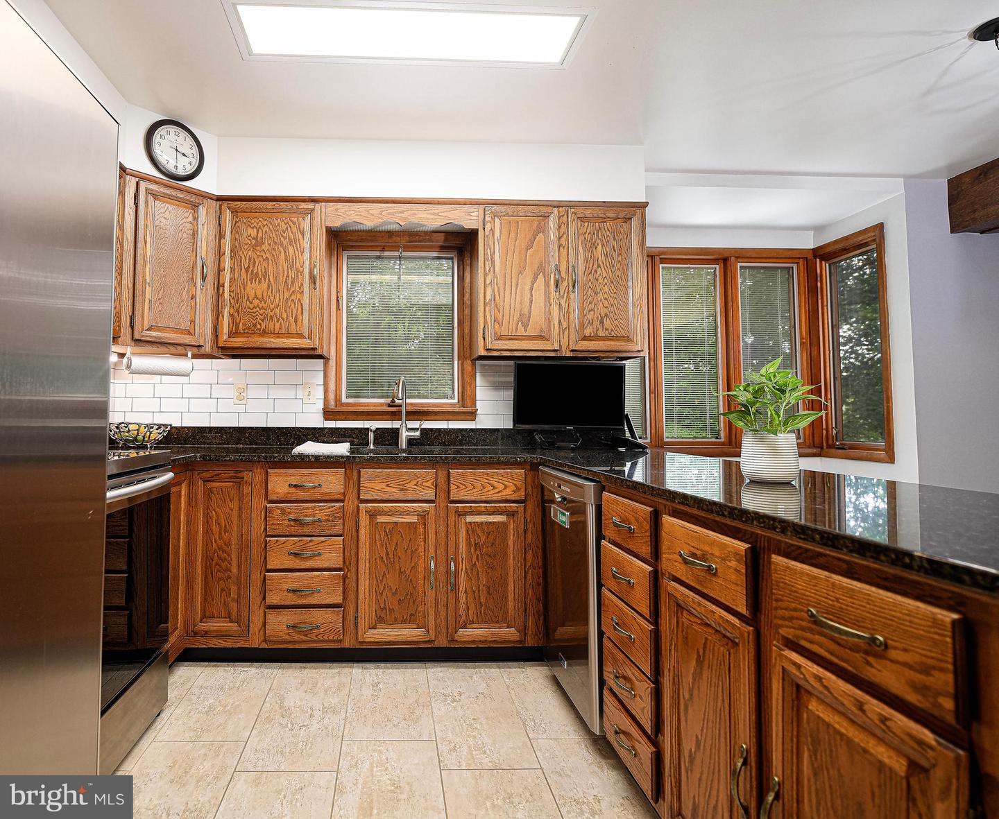 3242 Green Rd Property Photo 11
