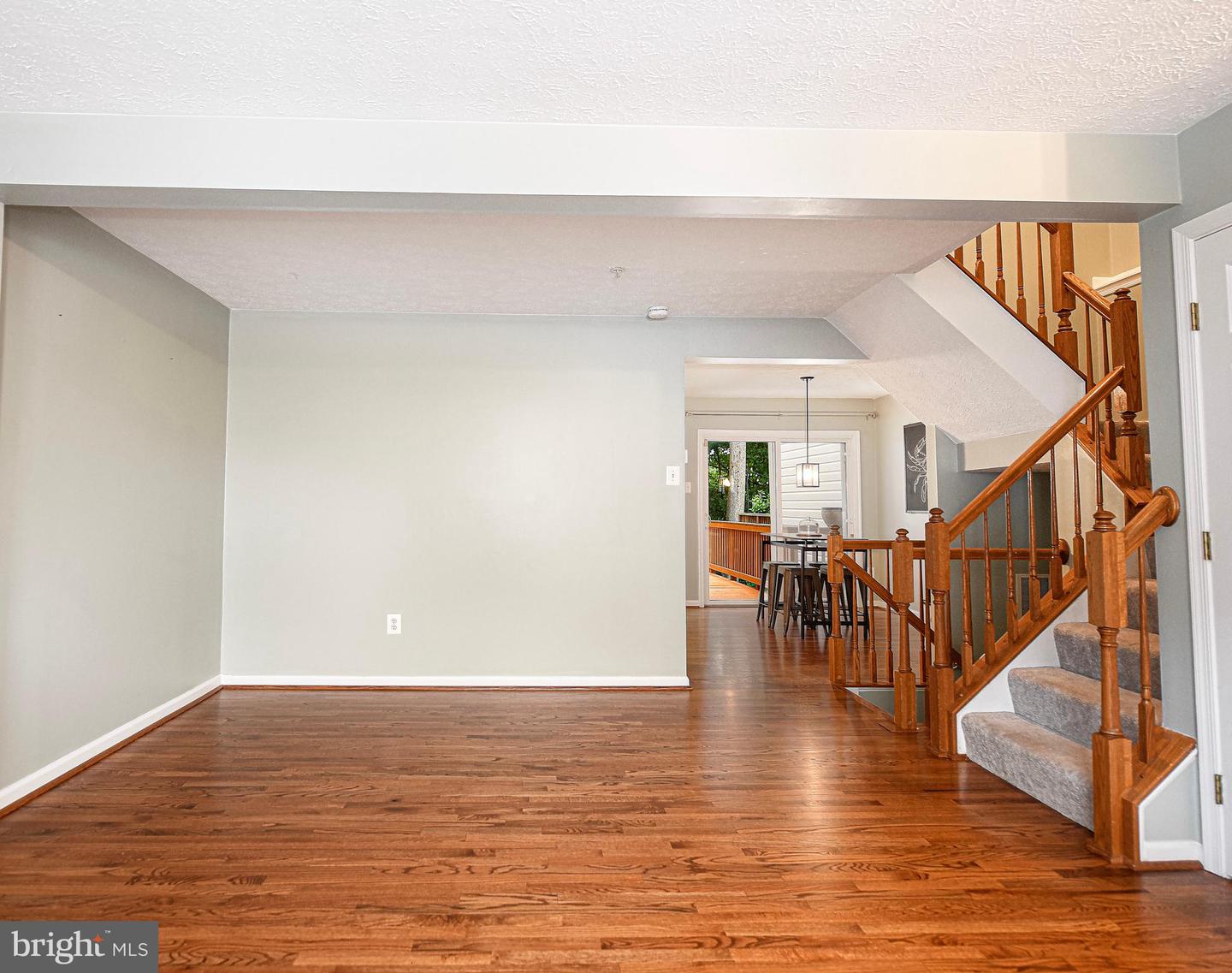 3134 Freestone Ct Property Photo 6