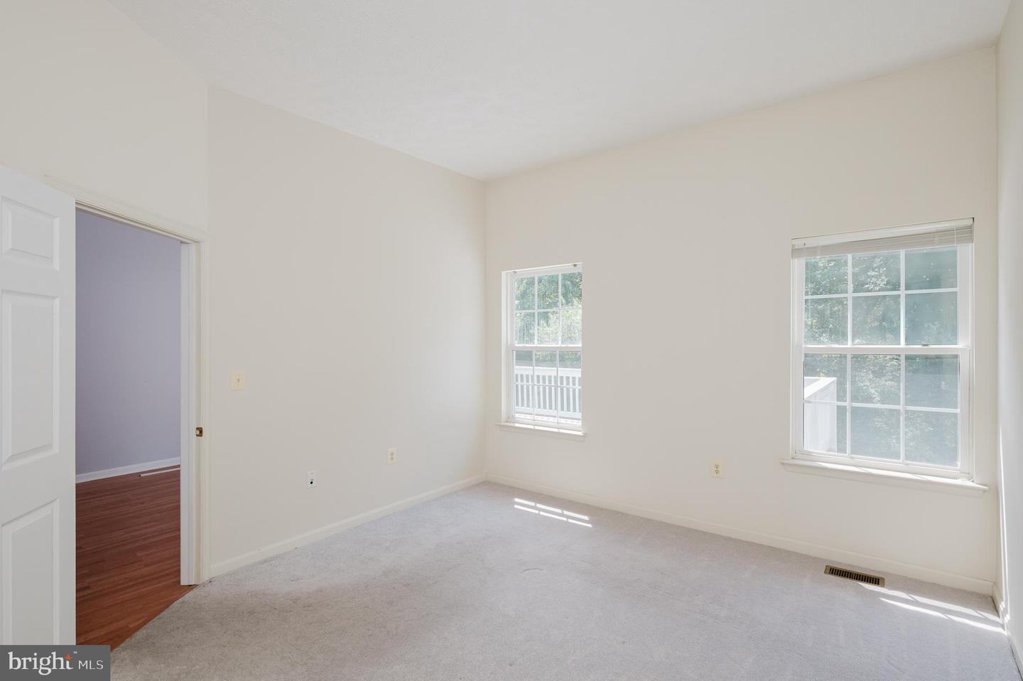 2120 Mardic Dr Property Photo 11