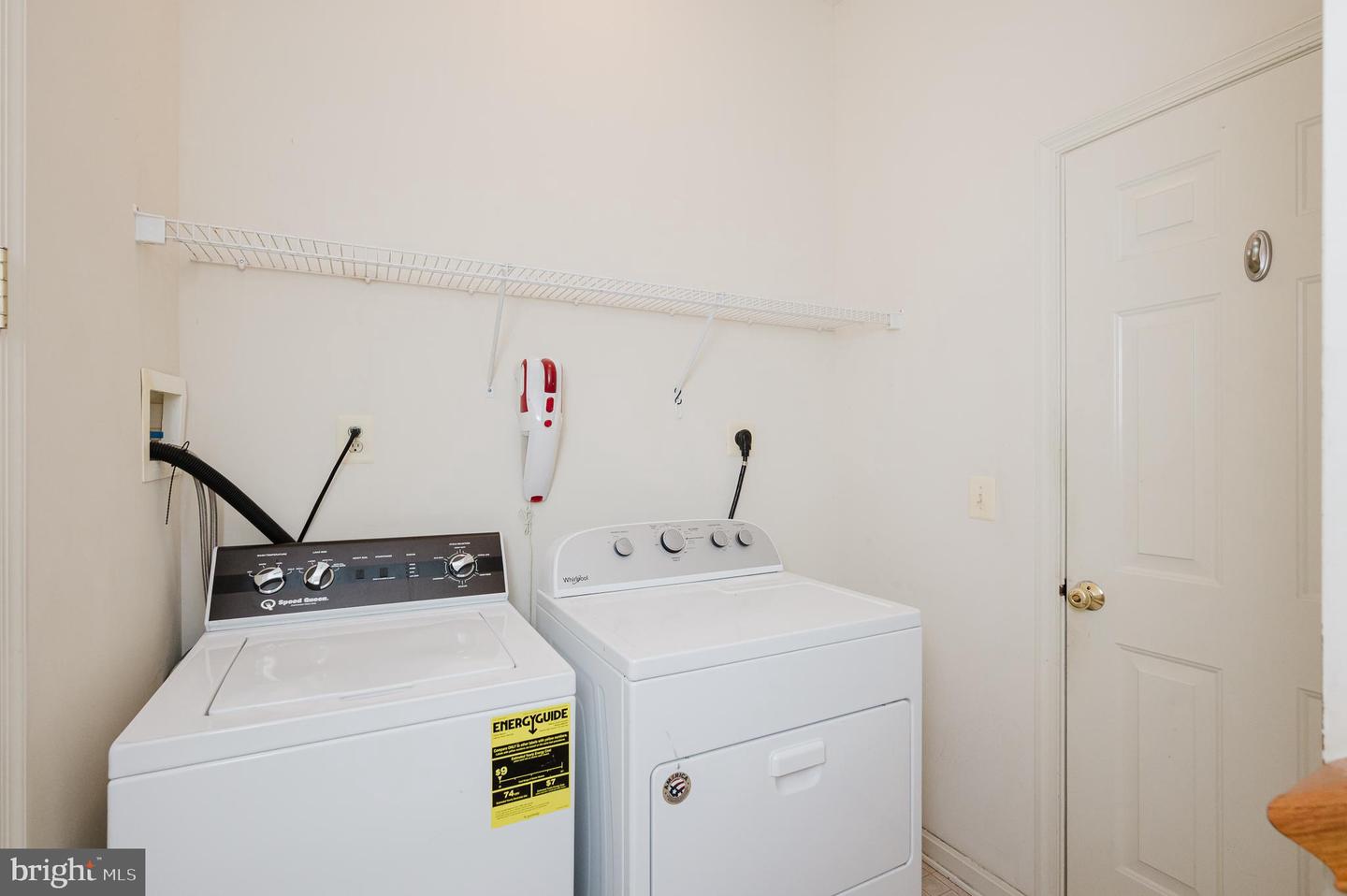 2120 Mardic Dr Property Photo 19