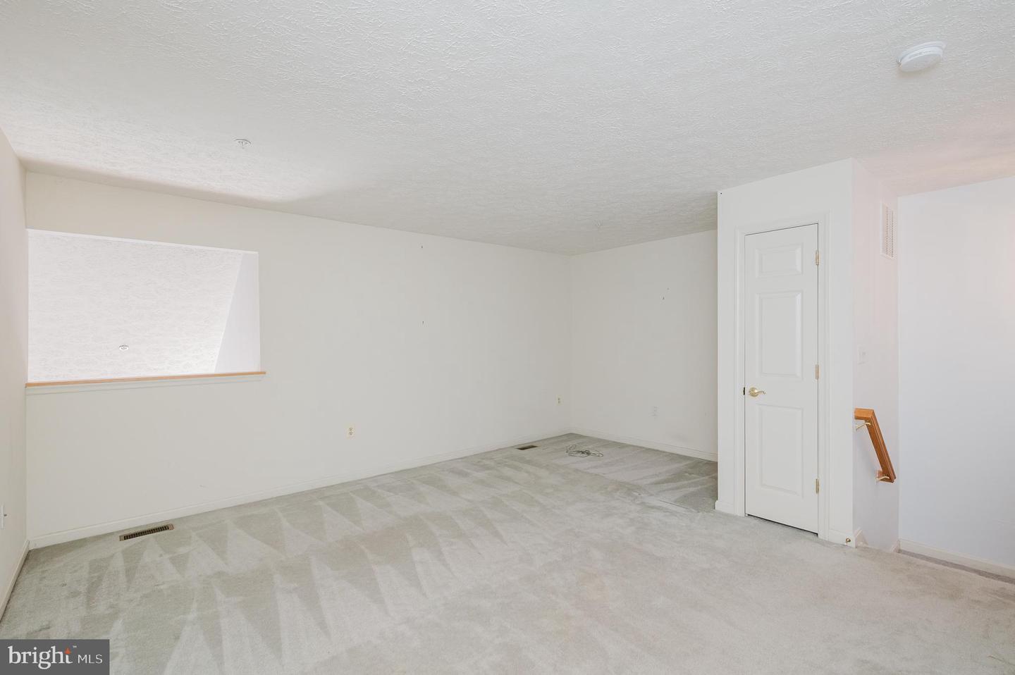 2120 Mardic Dr Property Photo 34