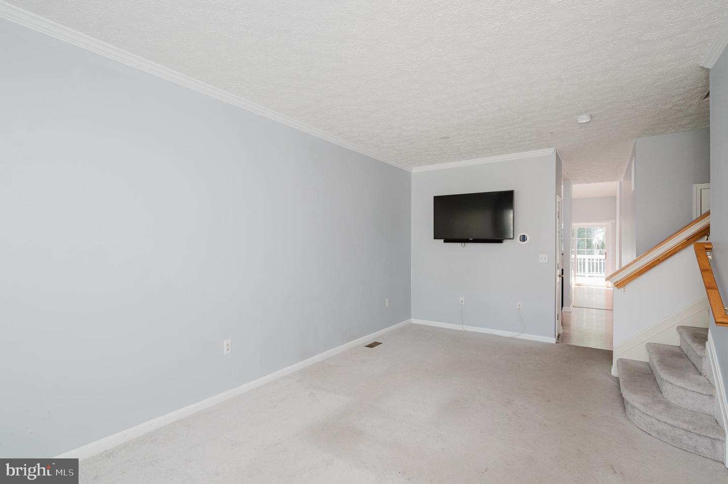 2120 Mardic Dr Property Photo 37