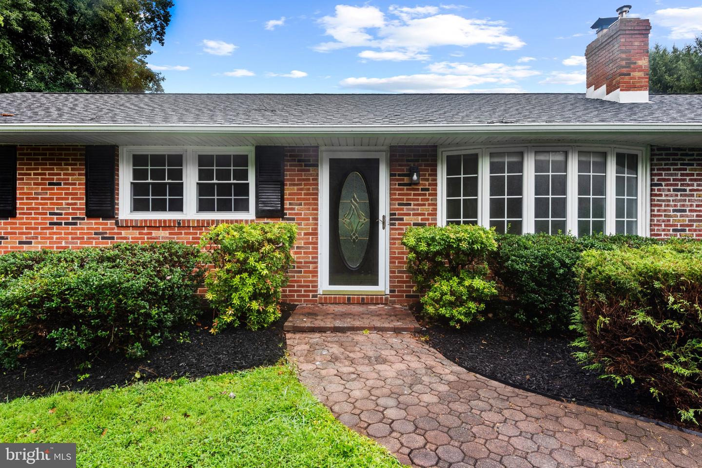 2114 OAKLYN DR