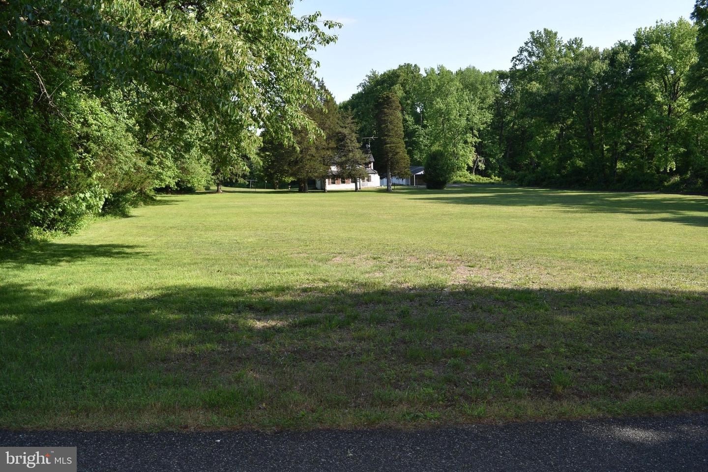 601 Yarish Ln Property Photo 21
