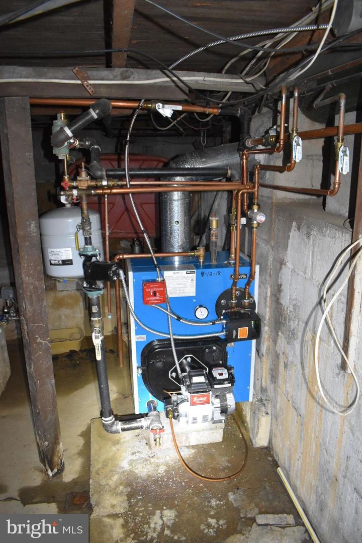 601 Yarish Ln Property Photo 28
