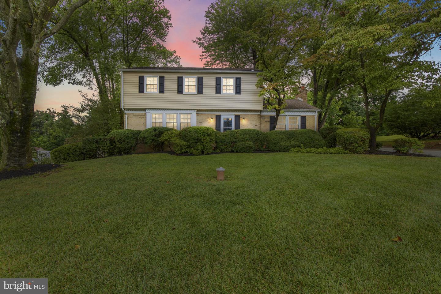 1820 Arabian Way Property Photo 3
