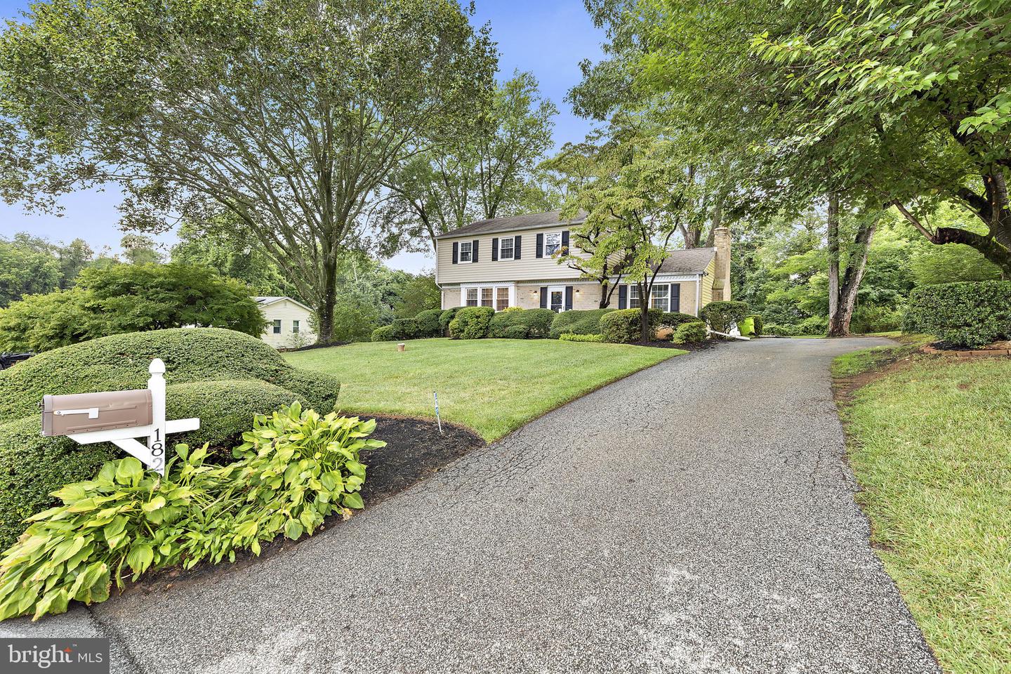 1820 Arabian Way Property Photo 4
