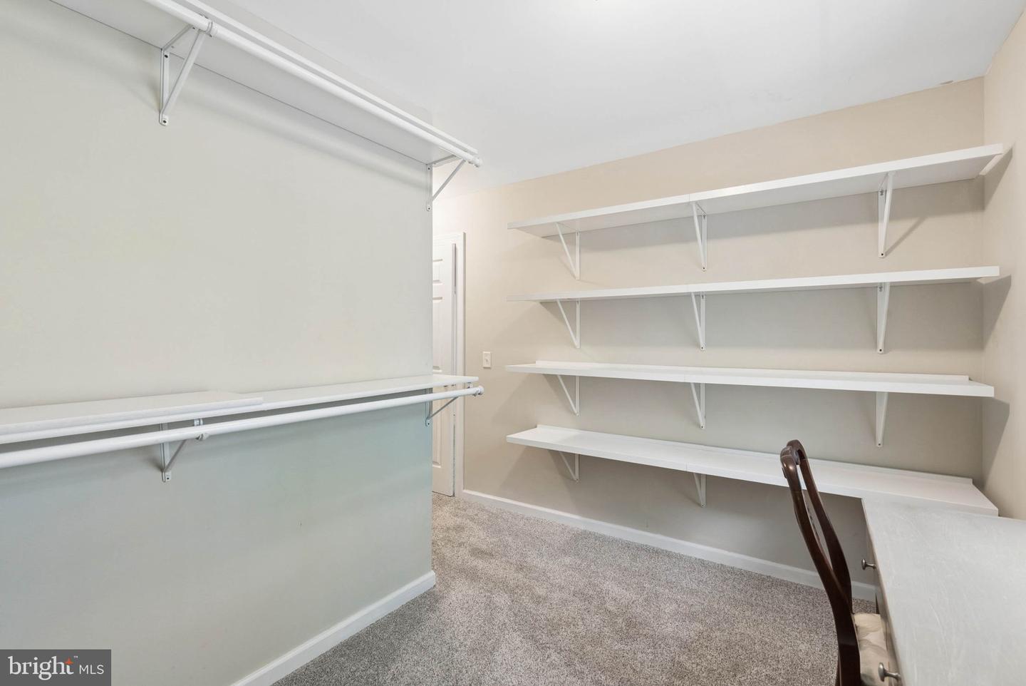 814 Saint Ann Dr Property Photo 33