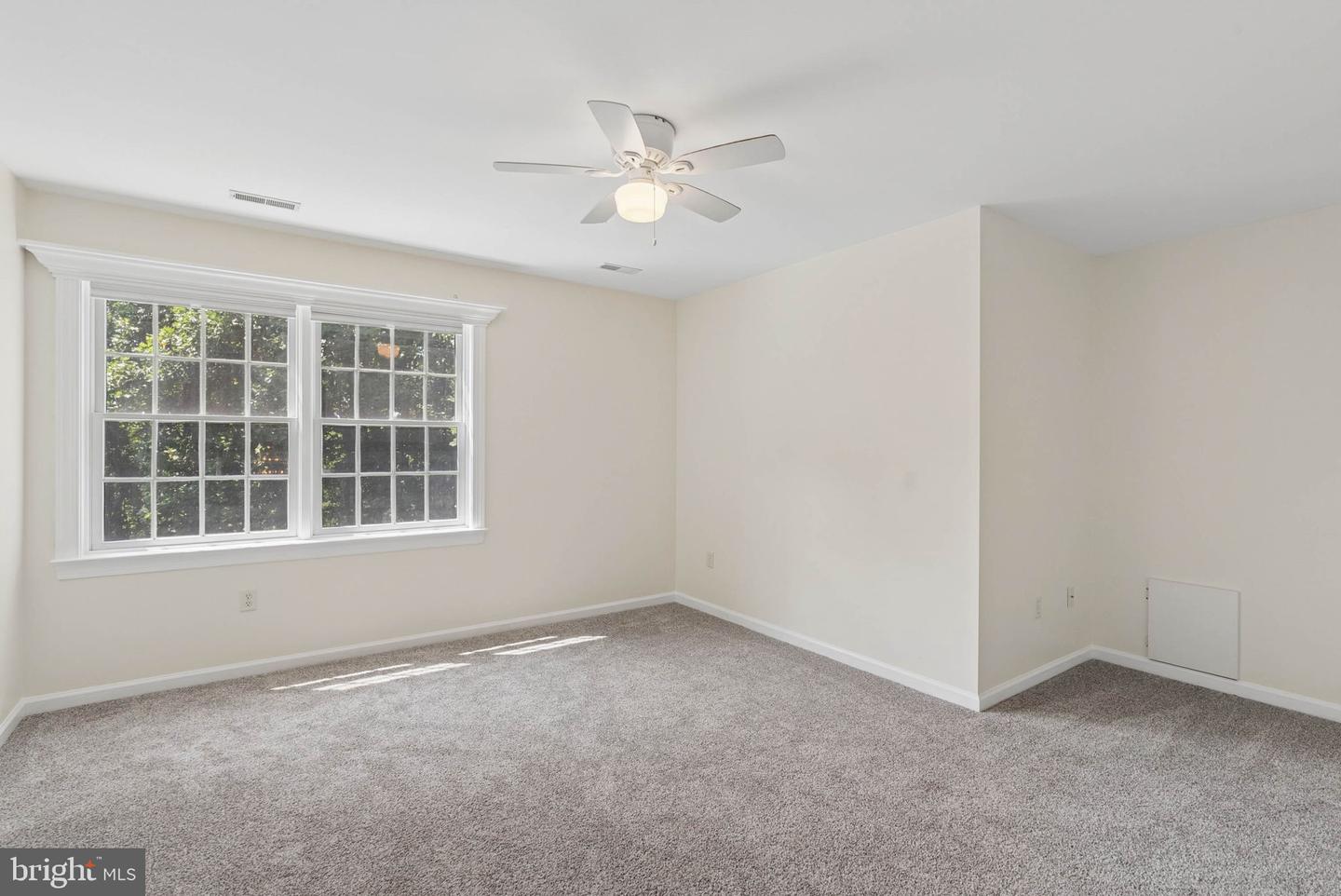 814 Saint Ann Dr Property Photo 37