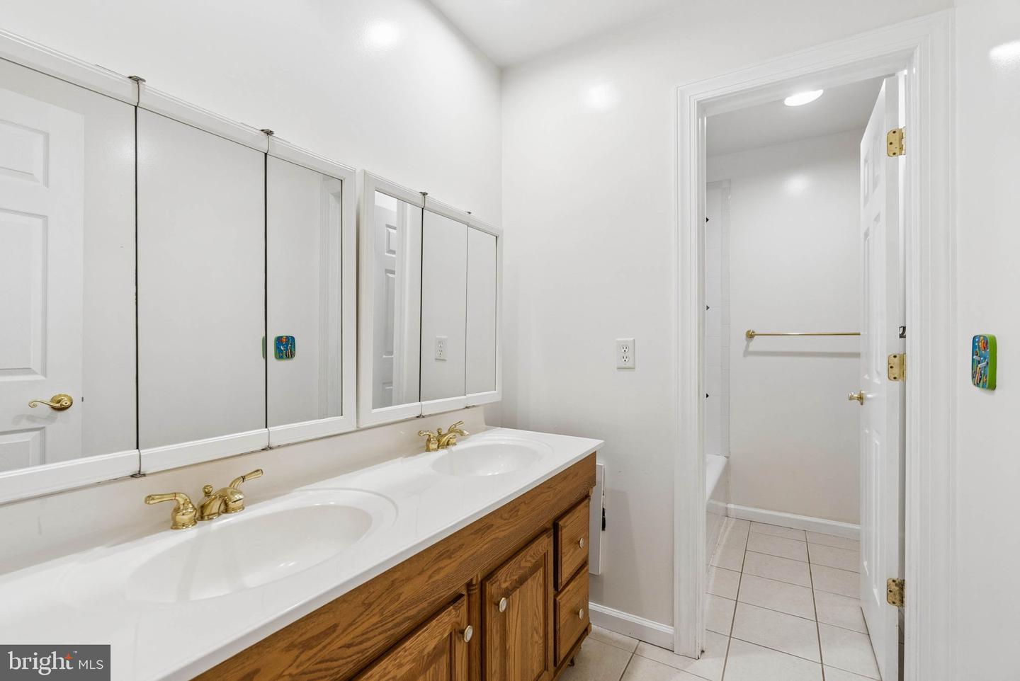814 Saint Ann Dr Property Photo 41