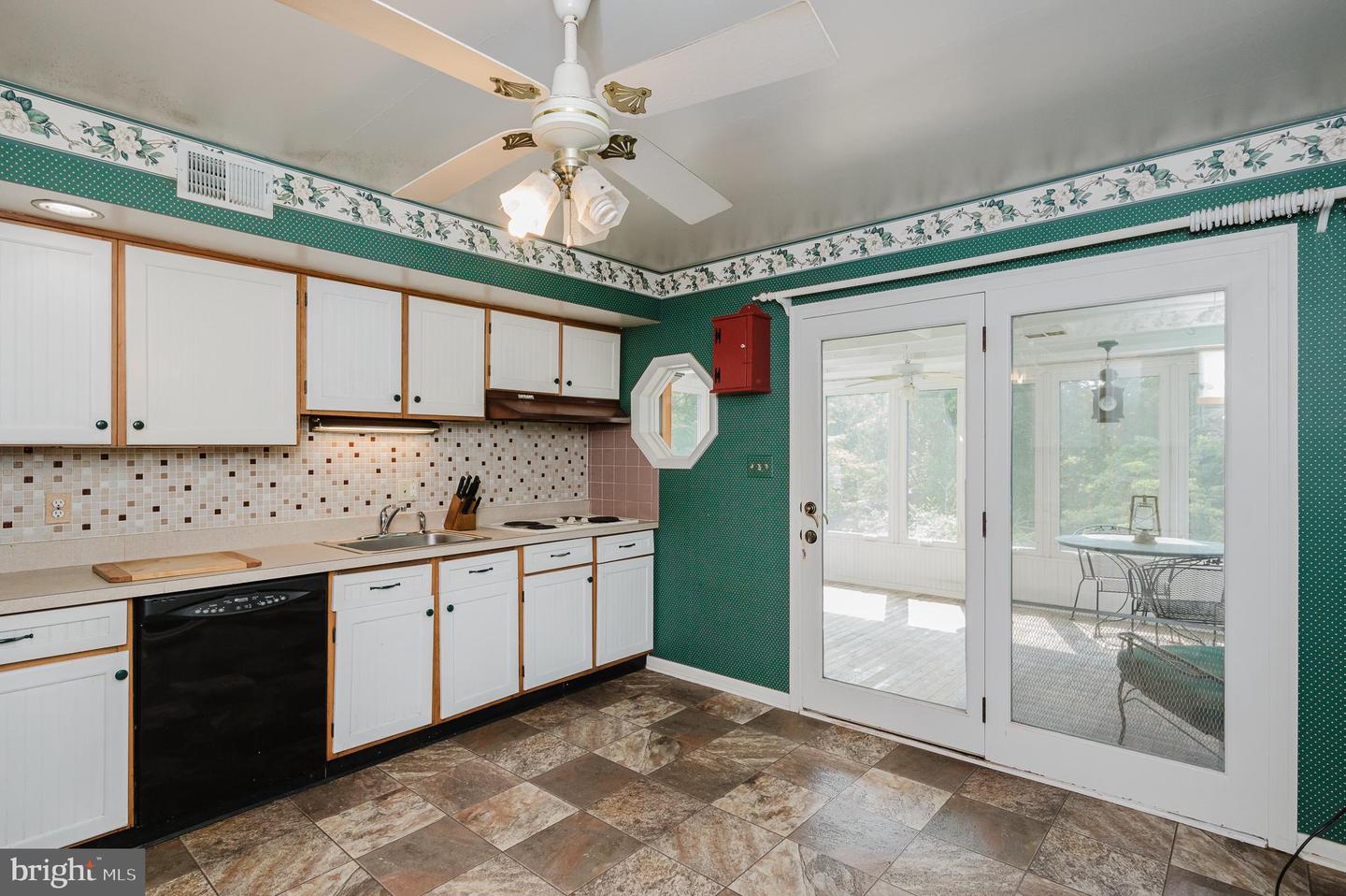 1306 Grandview Ct Property Photo 12