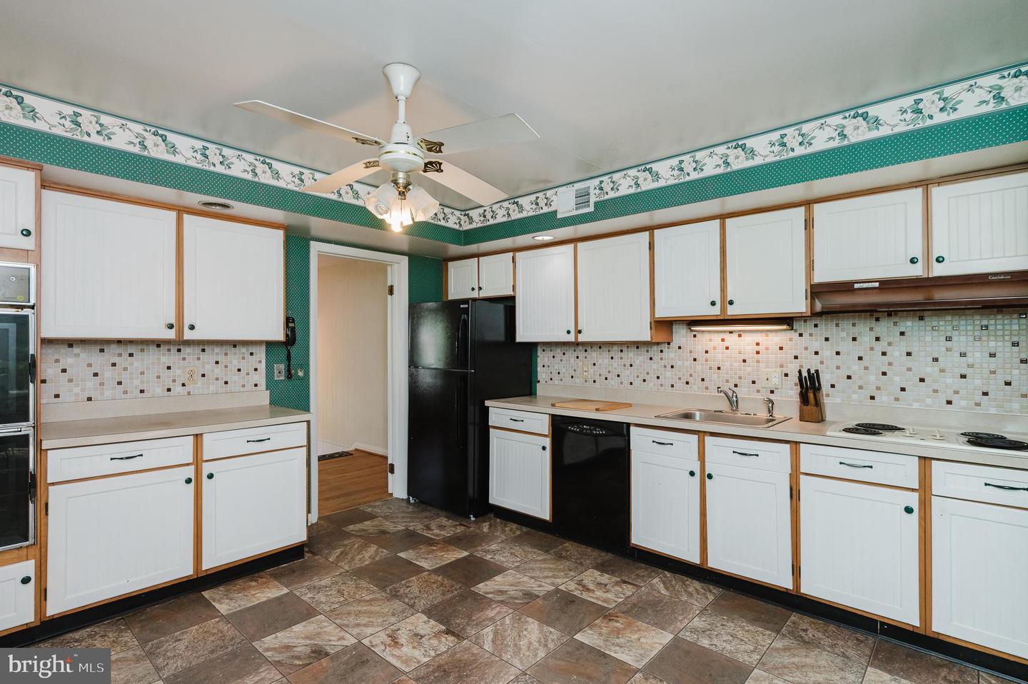 1306 Grandview Ct Property Photo 13