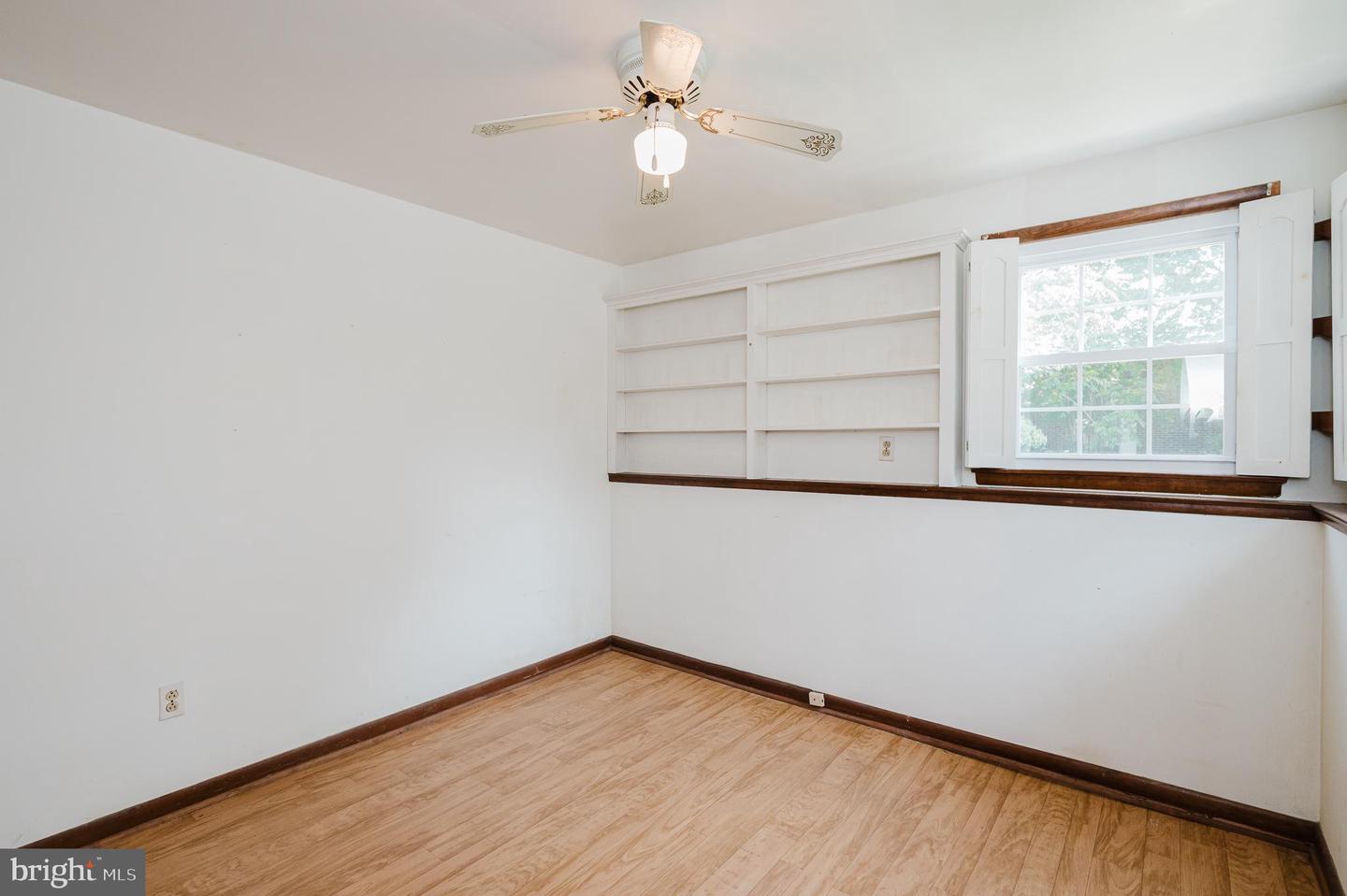 1306 Grandview Ct Property Photo 32