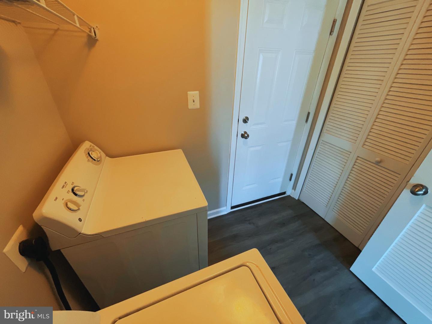 4747 Witchhazel Way Property Photo 13