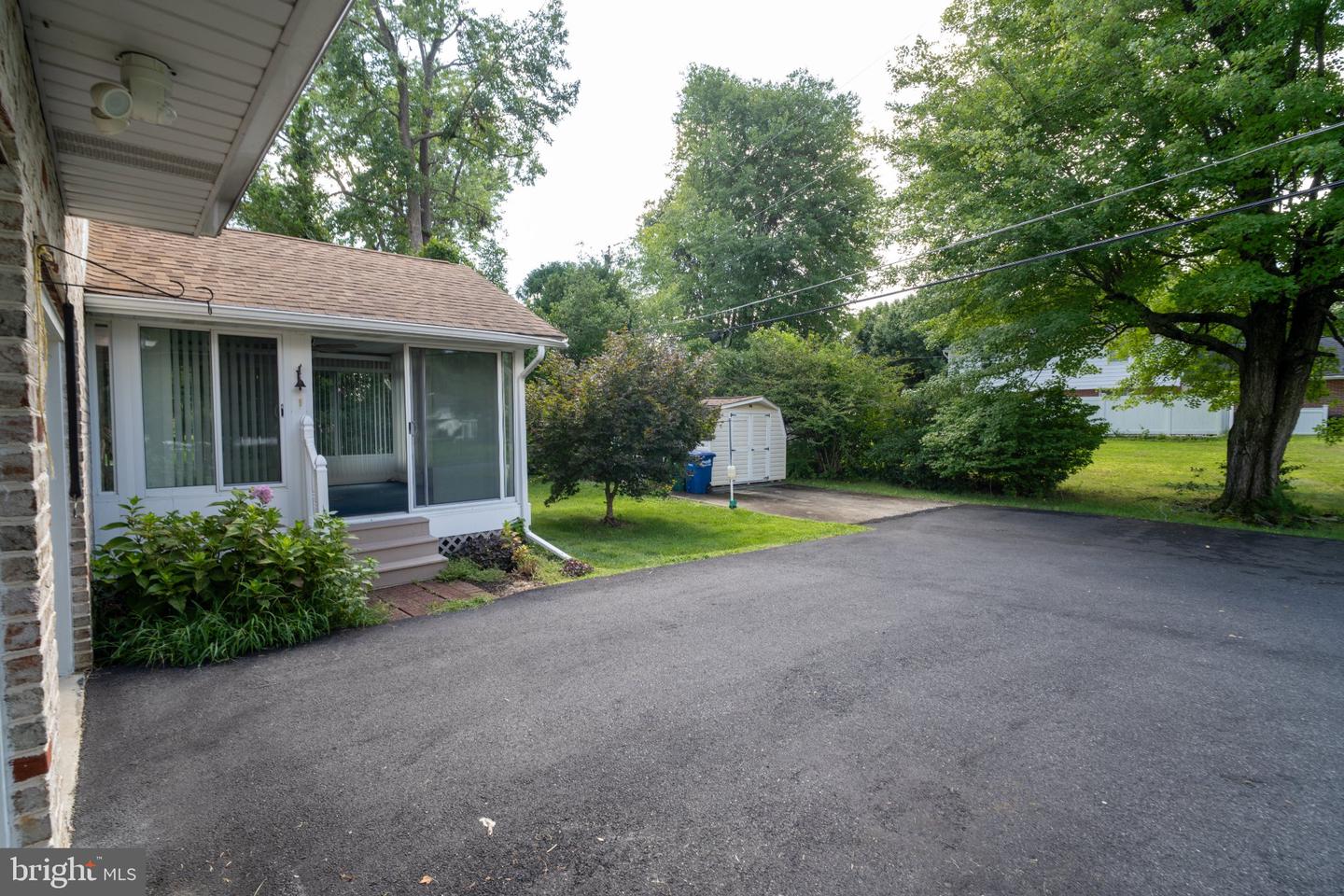 632 Rowe Dr Property Photo 8
