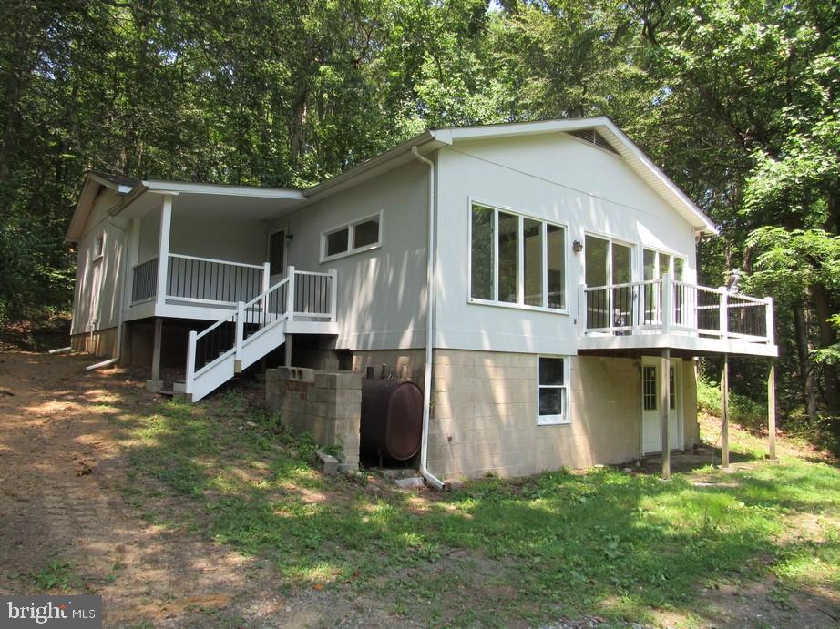3219 Lucky Dr Property Photo 1