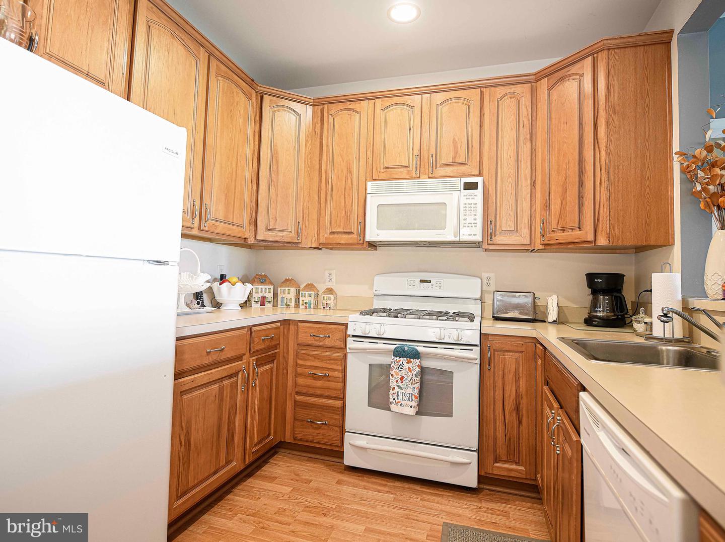 502-f Lloyd Pl #6 Property Photo 6