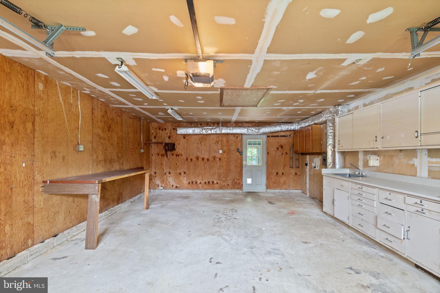 603 Monterey Ct Property Photo 15