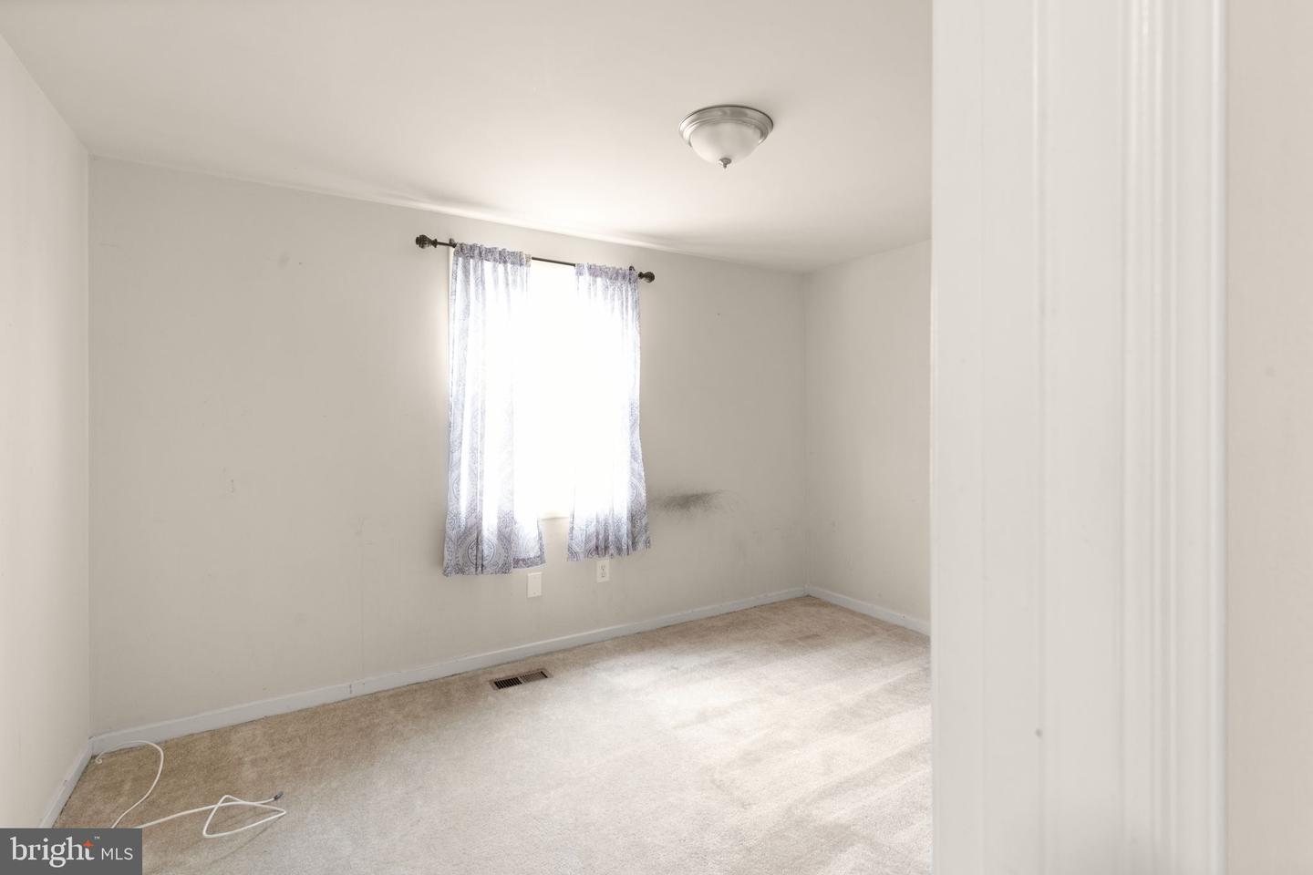 603 Monterey Ct Property Photo 16