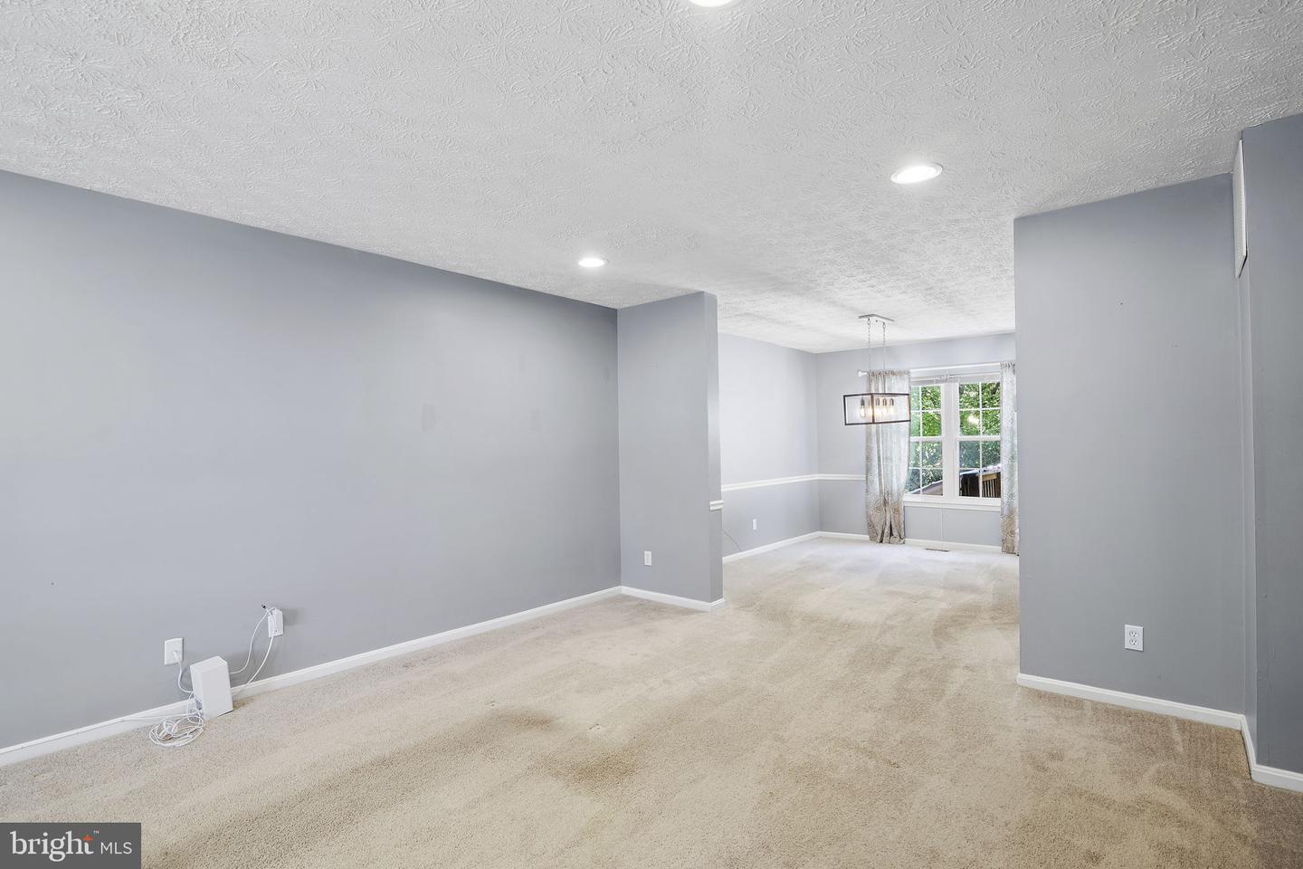 842 Ellicott Dr Property Photo 6