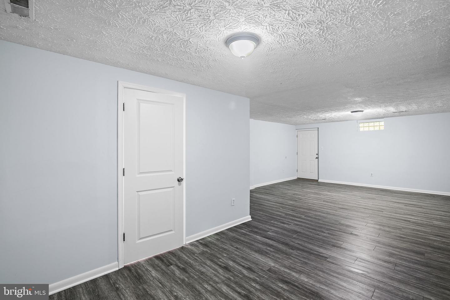 842 Ellicott Dr Property Photo 22