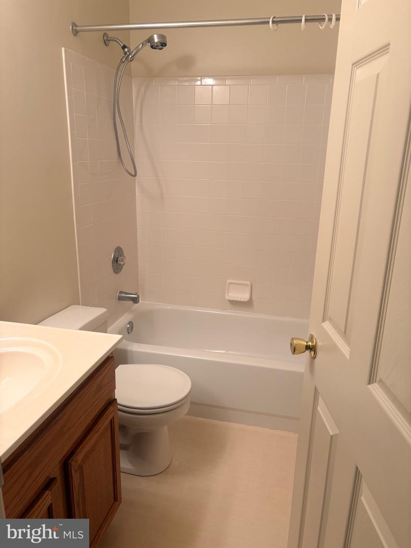 1412 E Banavie Property Photo 11