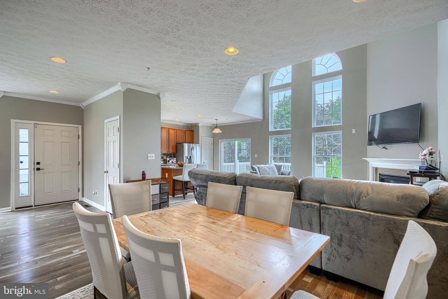 4736 Witchhazel Way Property Photo 8