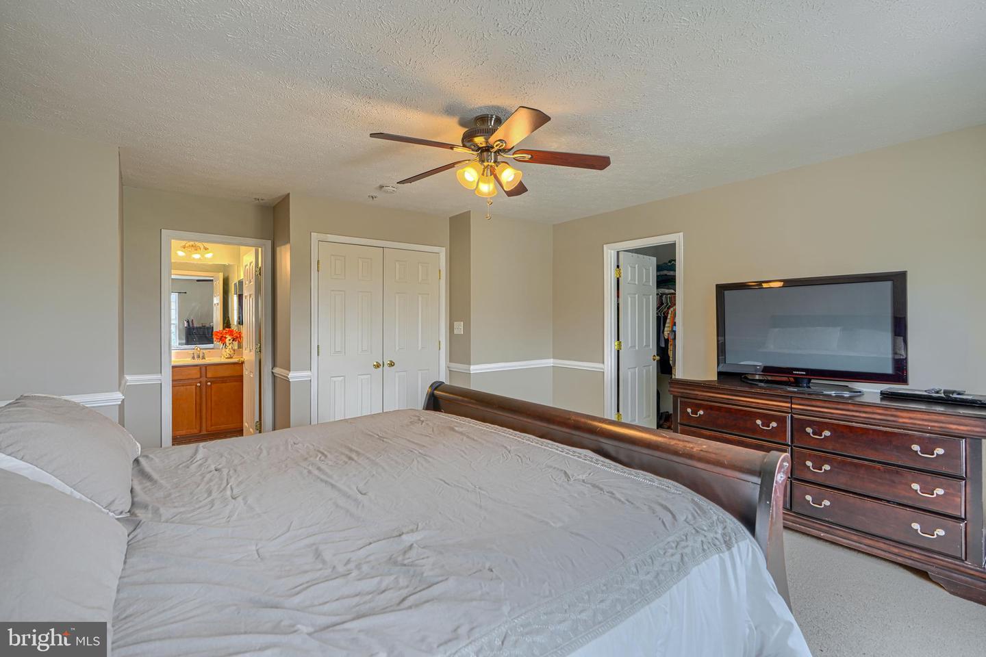 4736 Witchhazel Way Property Photo 28