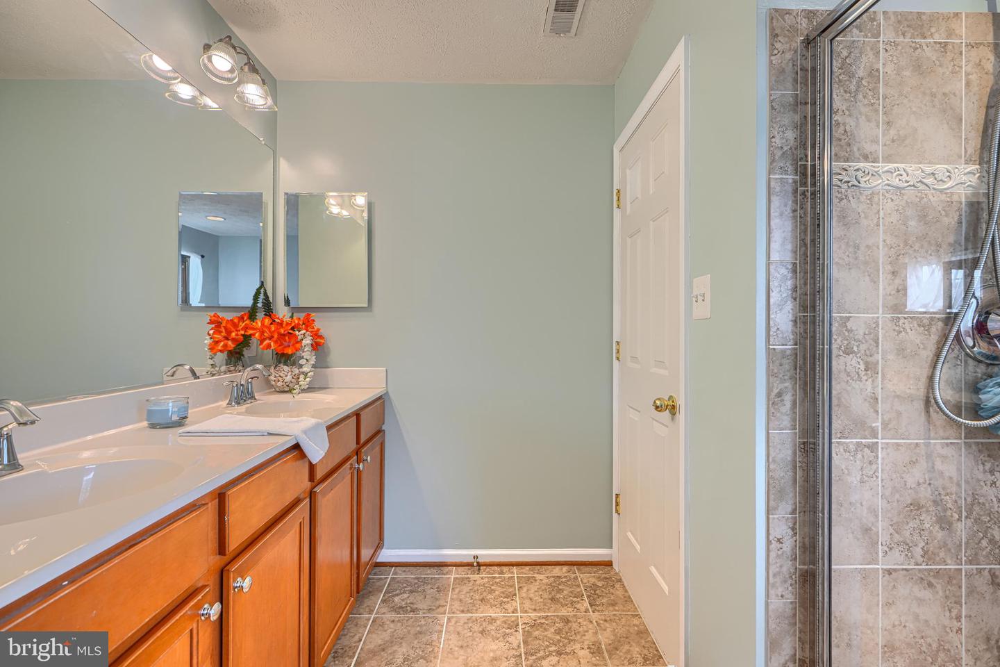 4736 Witchhazel Way Property Photo 33