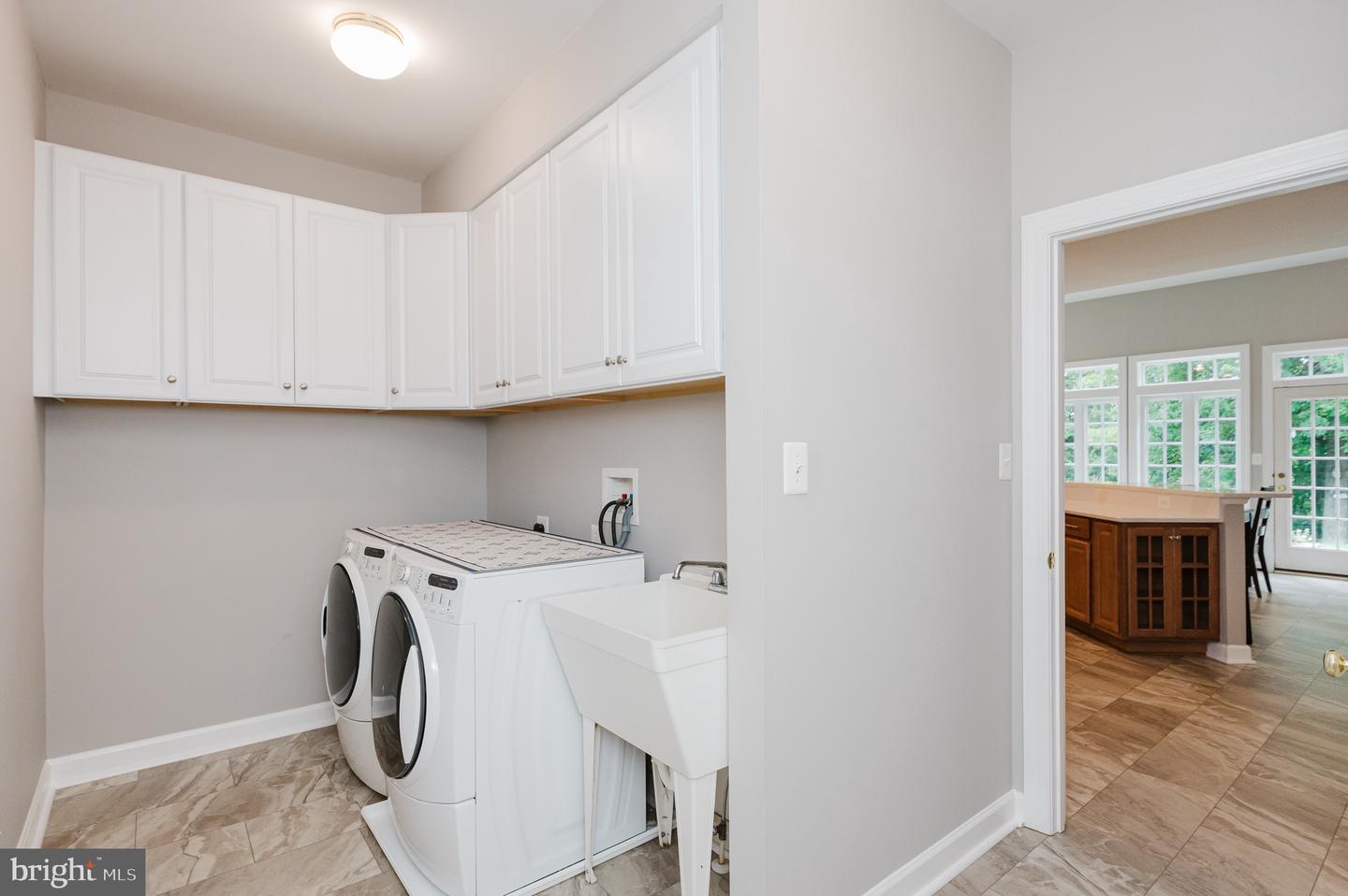 105 Bower Ln Property Photo 30