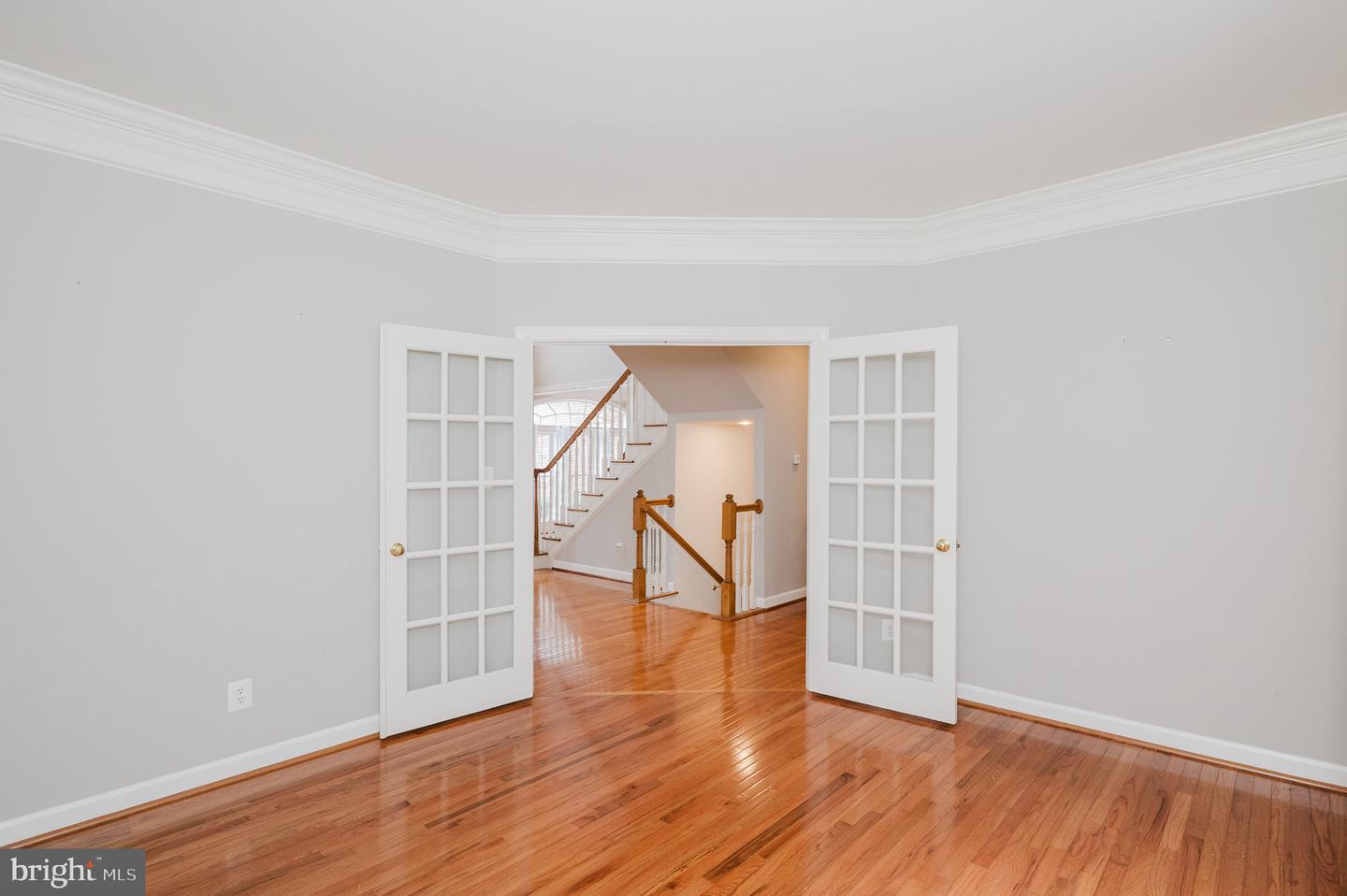 105 Bower Ln Property Photo 32