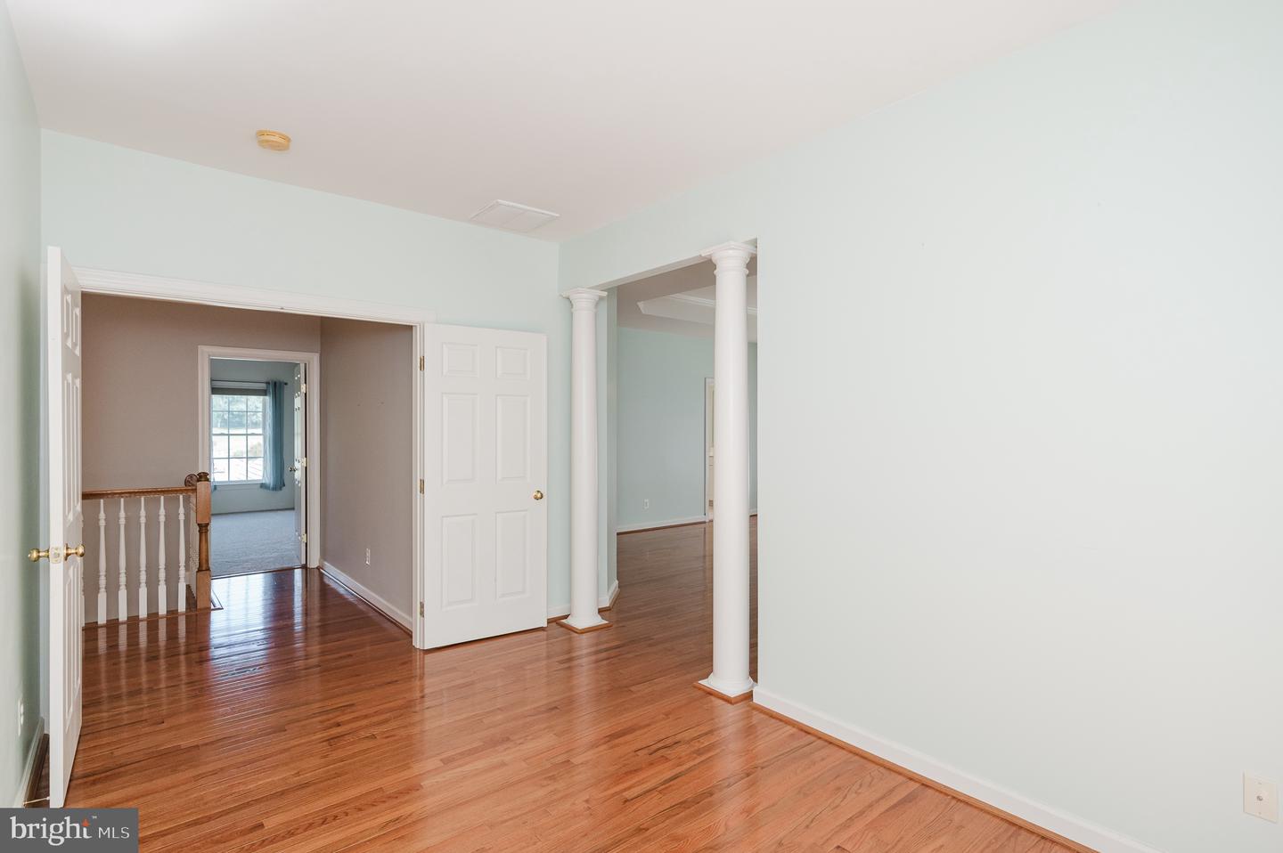 105 Bower Ln Property Photo 37