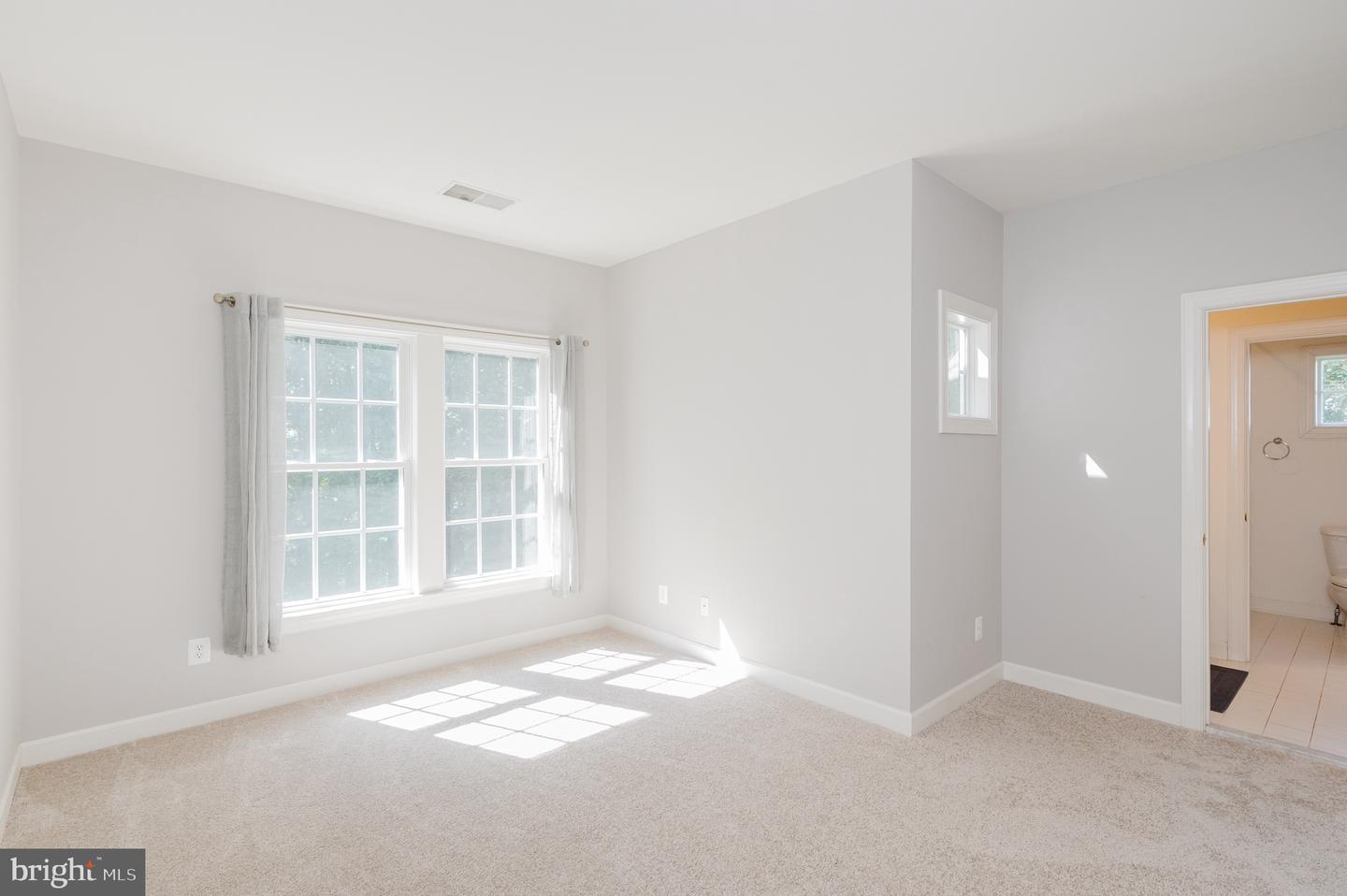 105 Bower Ln Property Photo 52