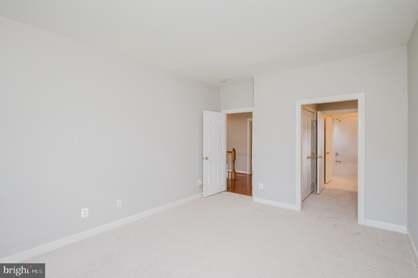 105 Bower Ln Property Photo 61